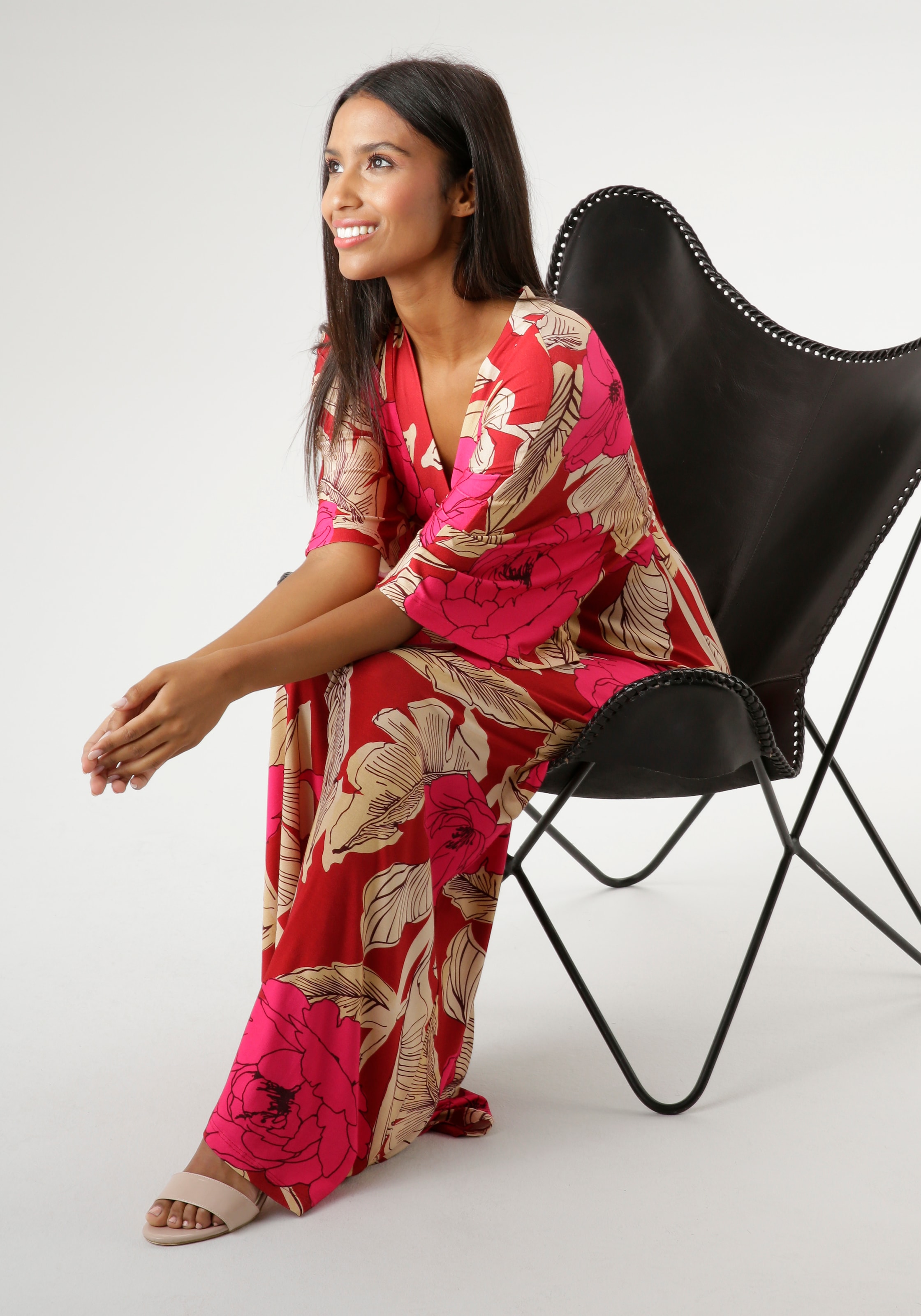 online Blüten- bei KOLLEKTION - Sommerkleid, Blätterdruck großflächigem mit Aniston SELECTED NEUE und