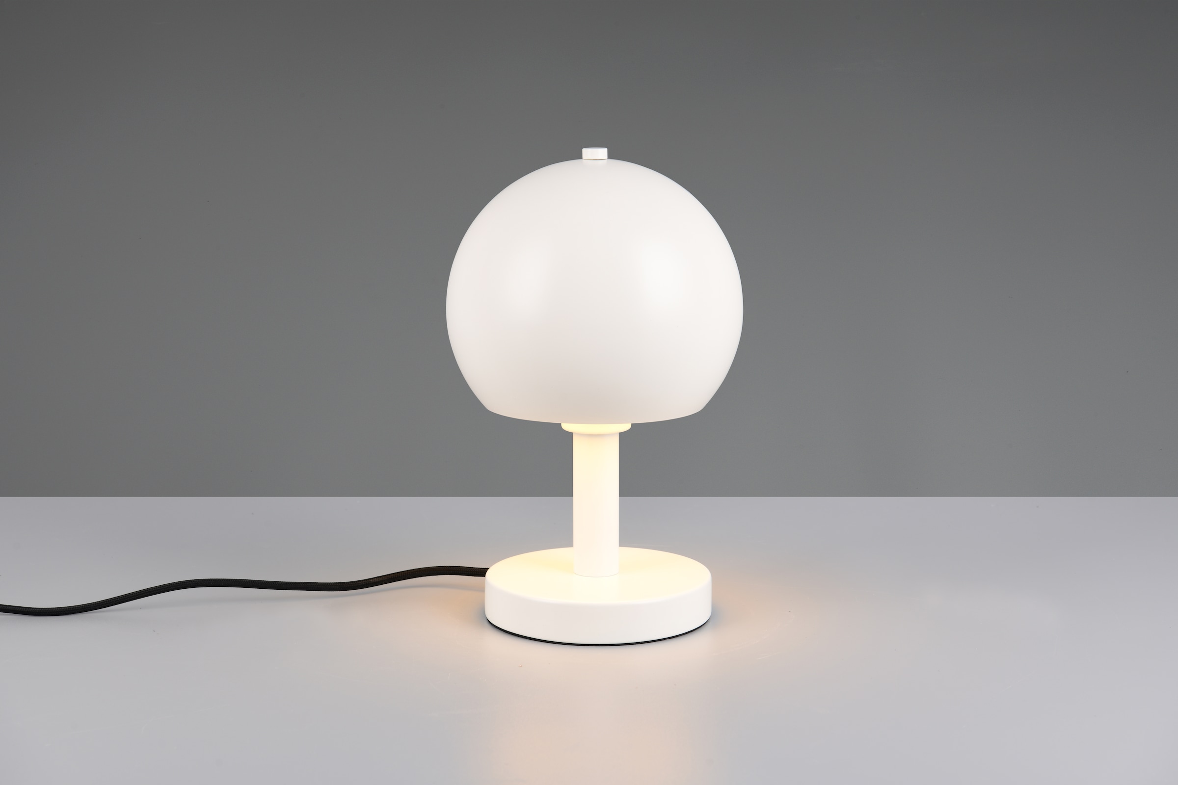 Leonique Tischlampe »Christelle, Deko Tischleuchte mit Metallschirm Ø 18cm Höhe 29cm«, 1 flammig, Leuchtmittel E27 | Leuchtmittel wechselbar, exkl 1x E27 max 10W, indirektes Licht, Lichtaustritt nur nach unten
