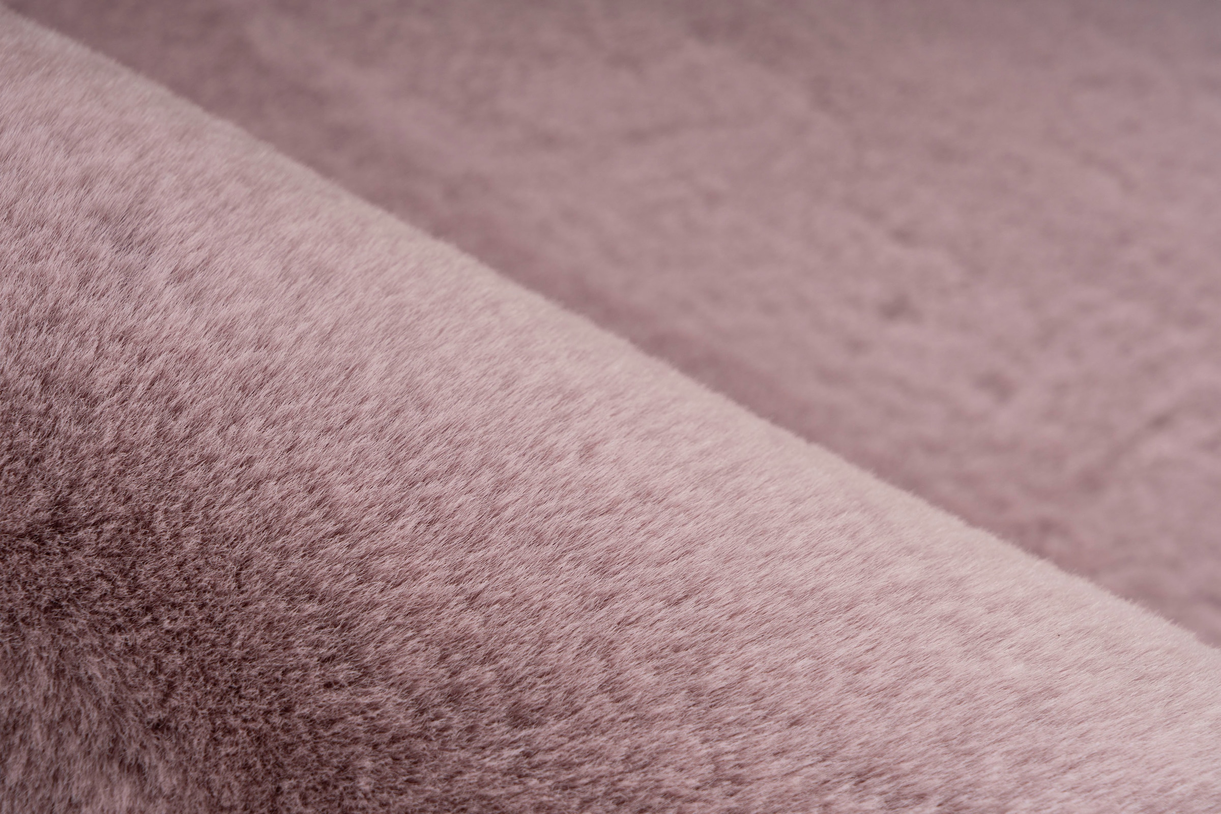 Padiro Fellteppich »Rabbit Light Sheepskin 825«, fellförmig, 23 mm Höhe, weiches Fellteppich-Imitat, Schlafzimmer, Kinderzimmer