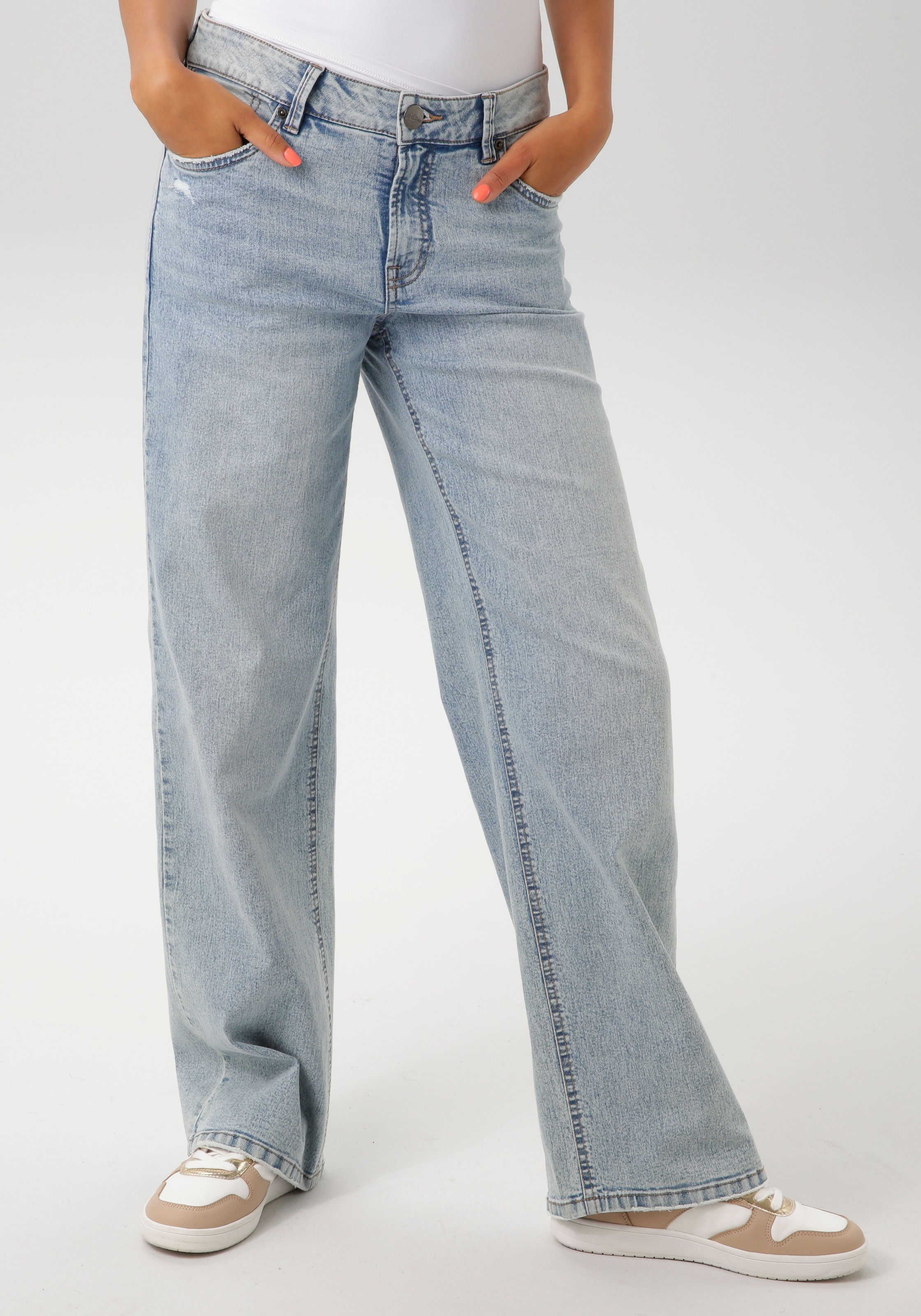 Aniston CASUAL Straight-Jeans mit trendig weitem Bein