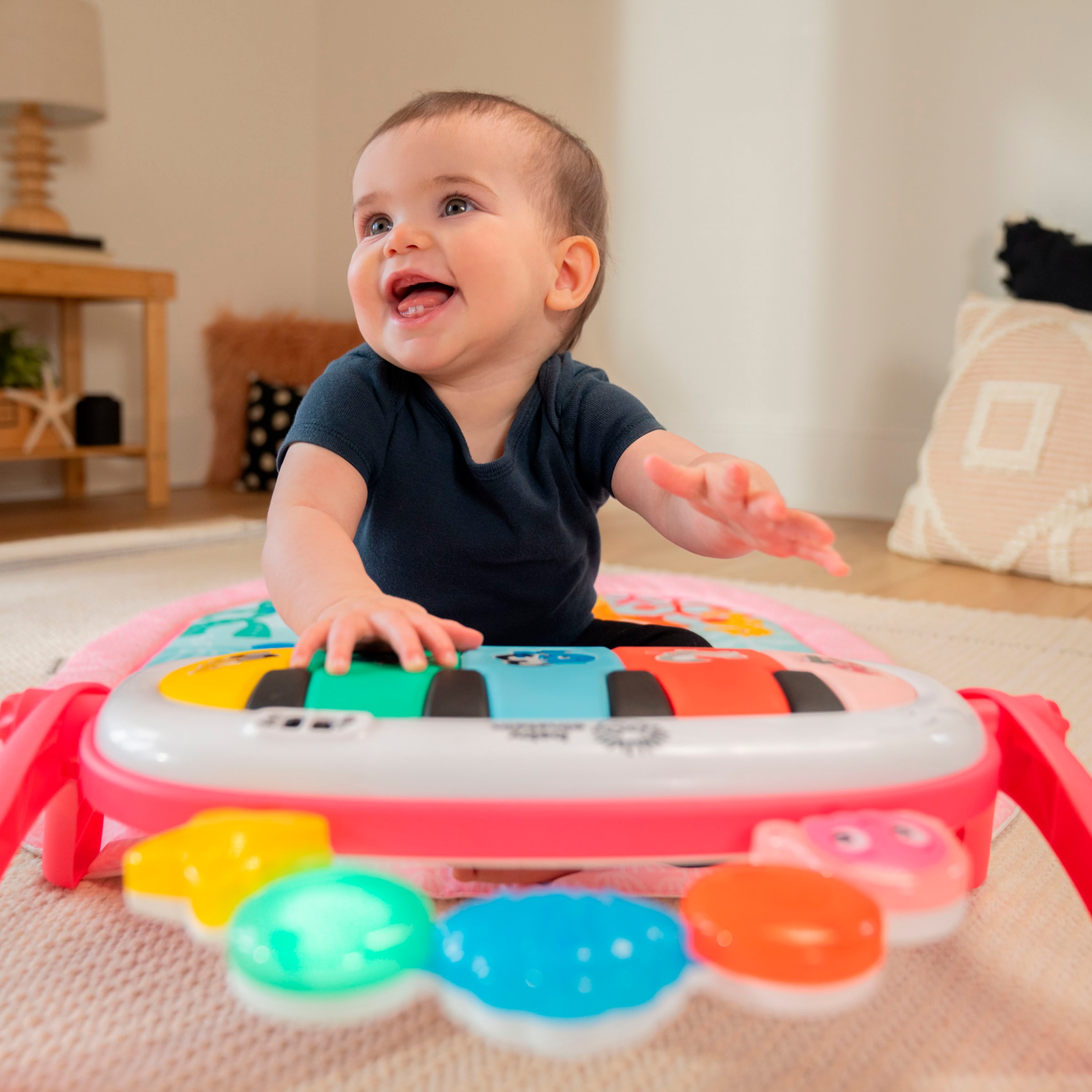 Baby Einstein Spielbogen »4-in-1 Kickin’ Tunes Jellyfish Jamboree Music & Language Discovery Gym«, mit Soundeffekt