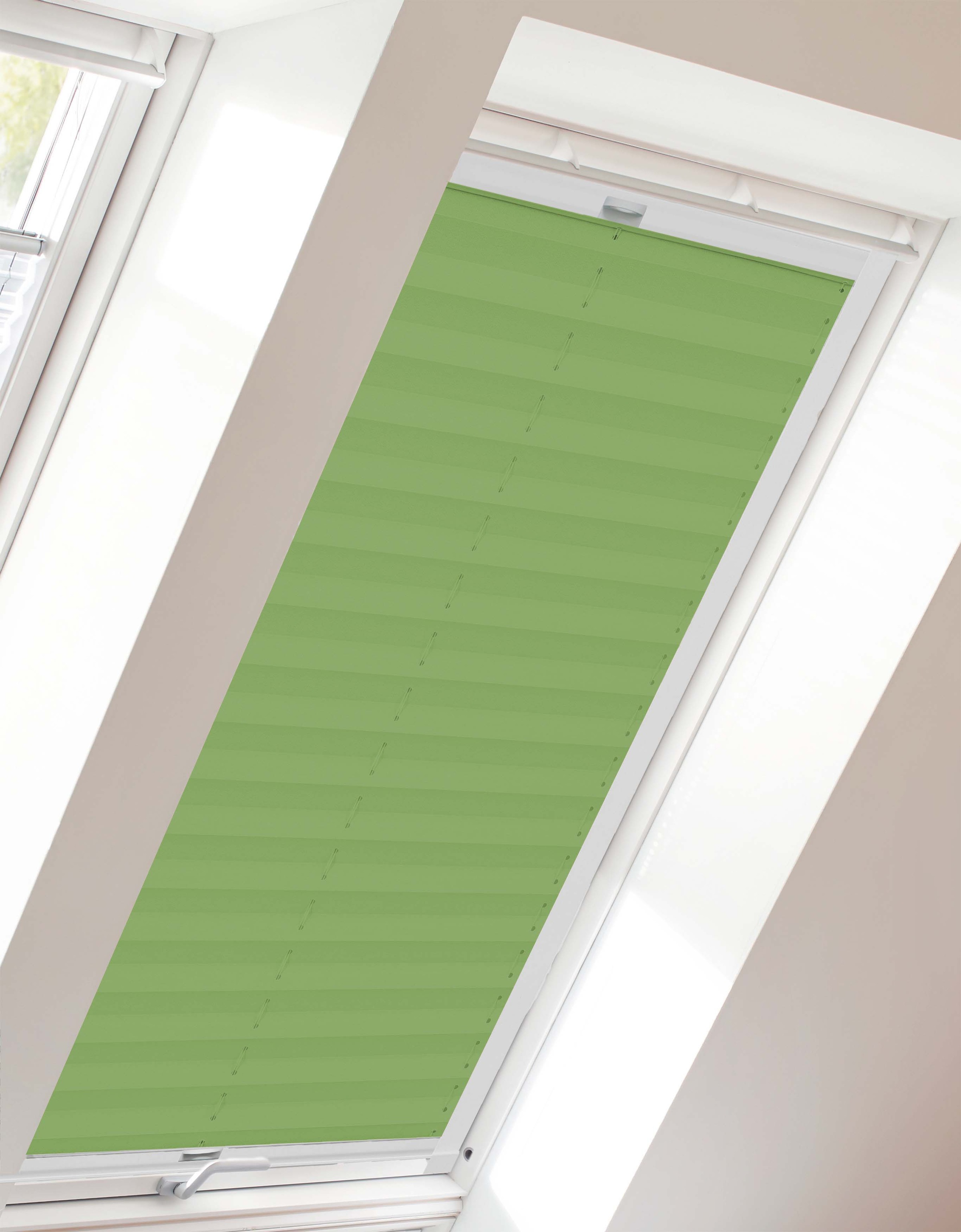 sunlines Dachfensterplissee »Classic Style Crepe« Lichtschutz verspannt mit Führungsschienen