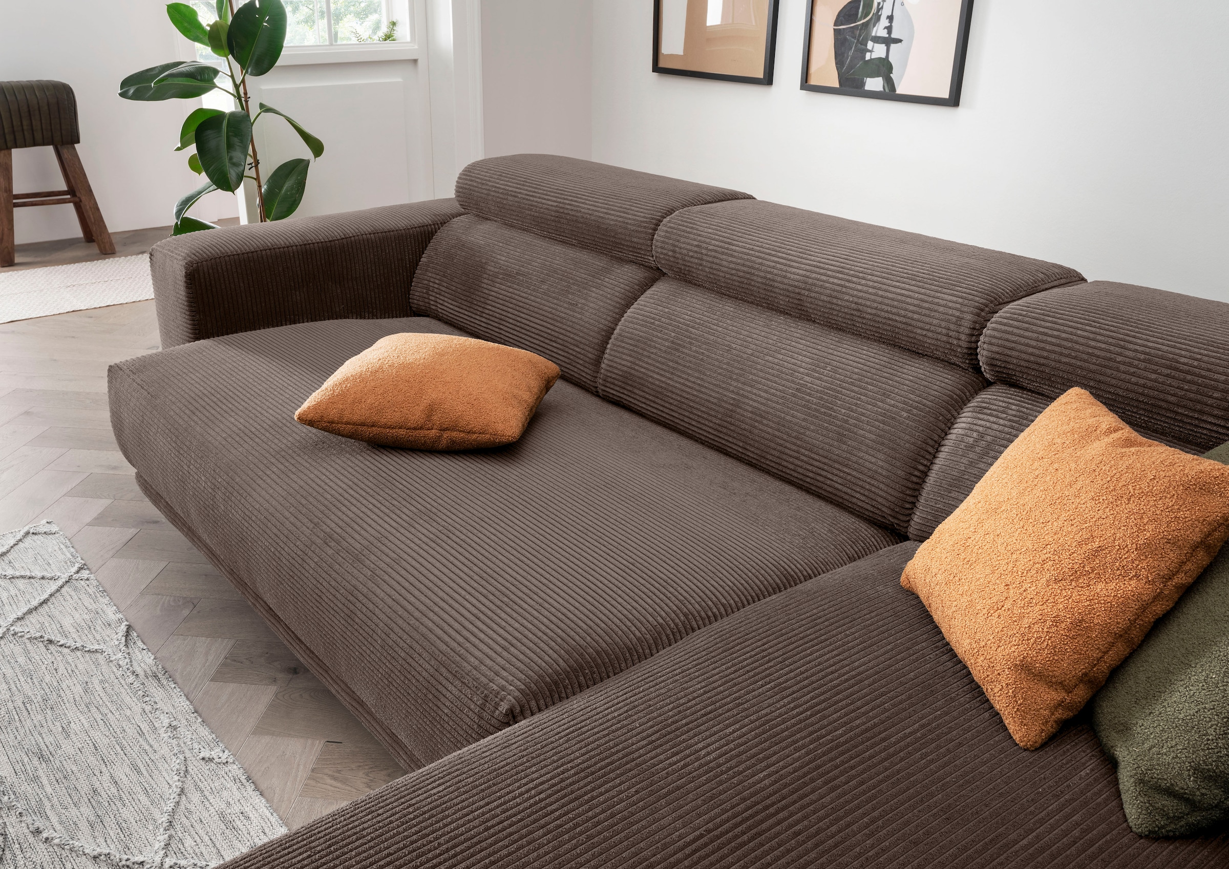 alina Ecksofa »Hikari«, wahlweise mit Sitzvorzug, in modernem Cordstoff, Breite 302 cm