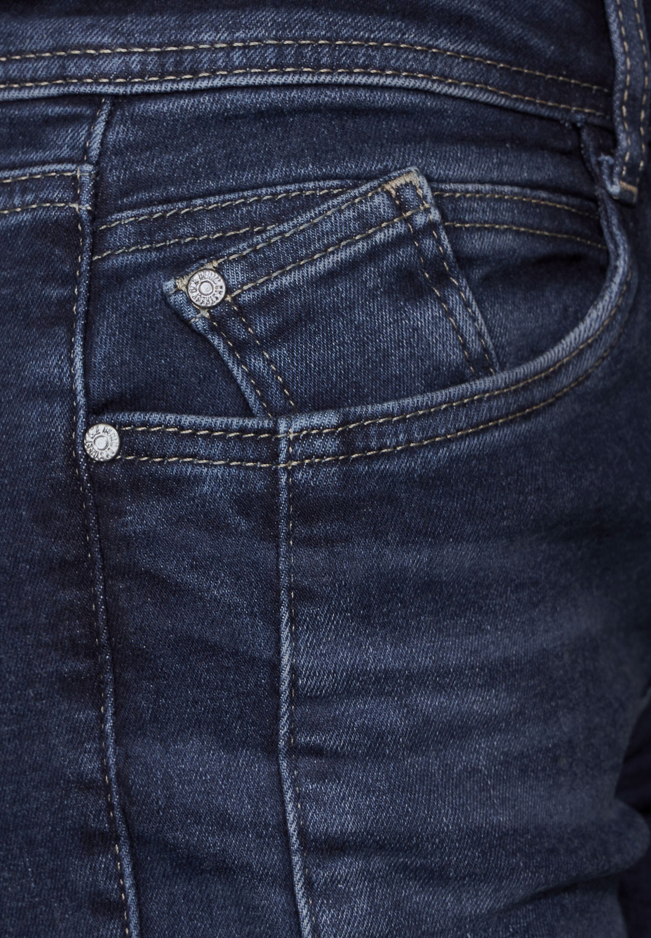 STREET ONE 5-Pocket-Jeans »Casual Fit Thermojeans Style Jane«, mit wärmendem Thermo-Effekt