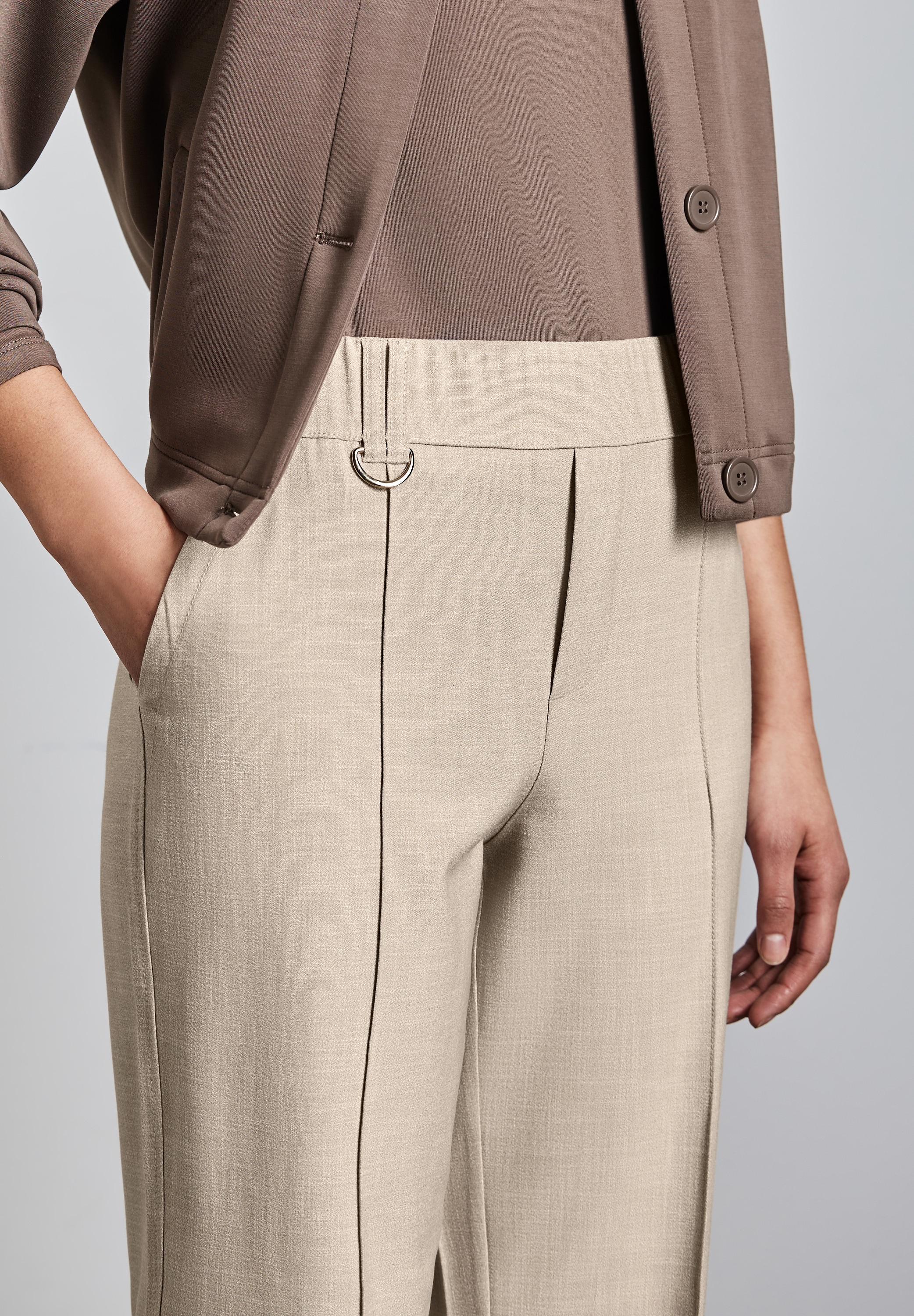 STREET ONE Stoffhose, Sommerhose im Casual Fit und mit Stretch
