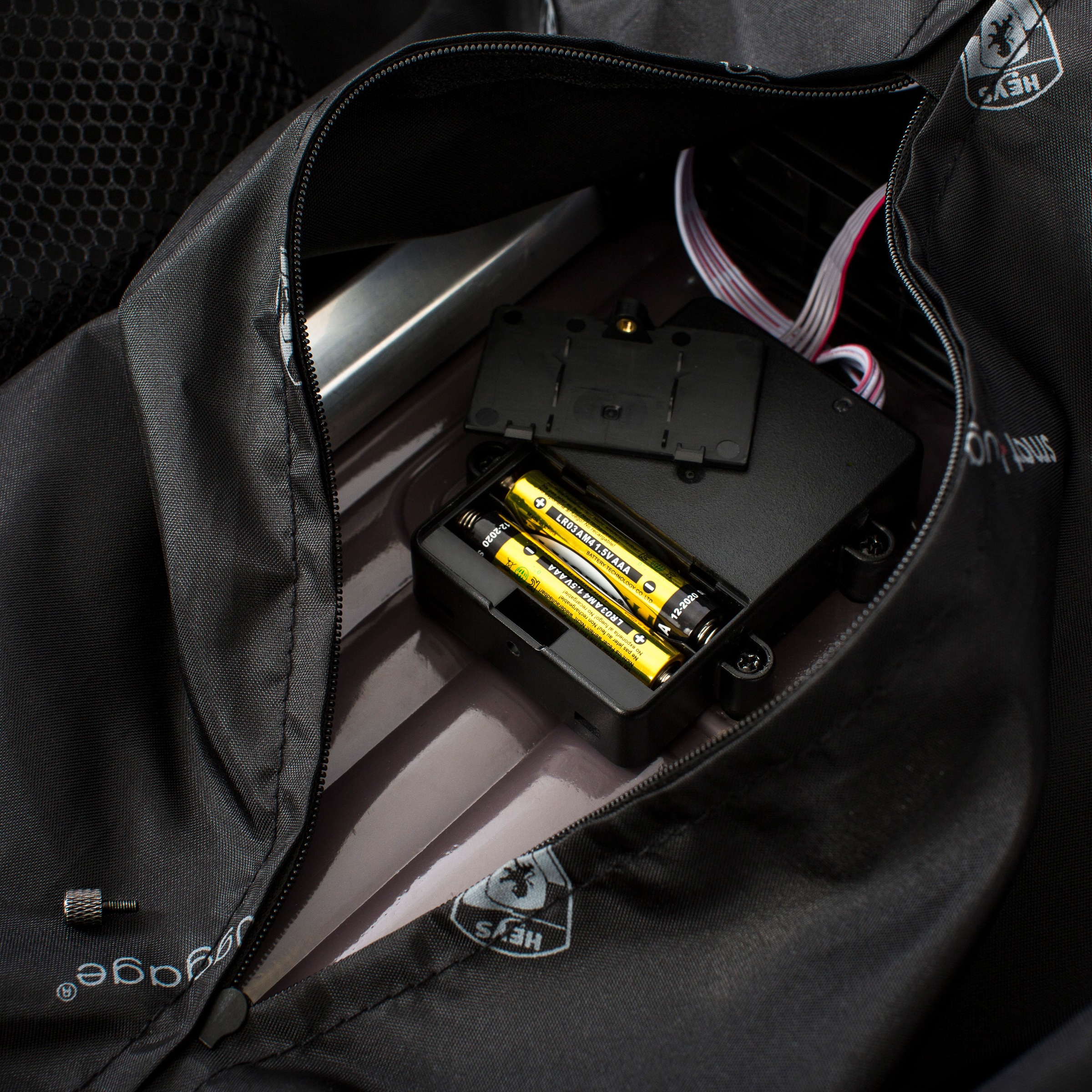 Heys Hartschalen-Trolley »Smart Luggage®, in verschiedenen Farben und Größen«, 4 Rollen, Heys x Joachim Llambi Handgepäck Smart Gepäck mit App-Funktion