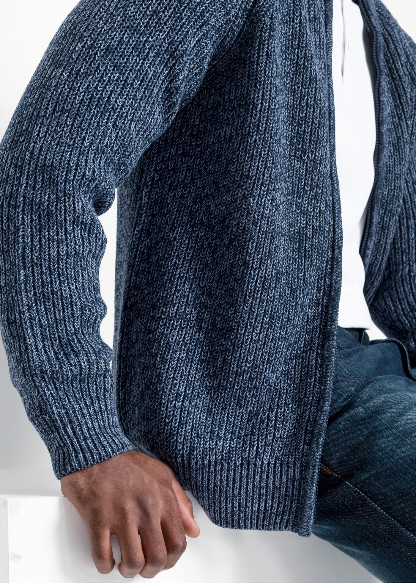 bonprix Strickjacke mit Stehkragen, Regular Fit, meliertes Garn