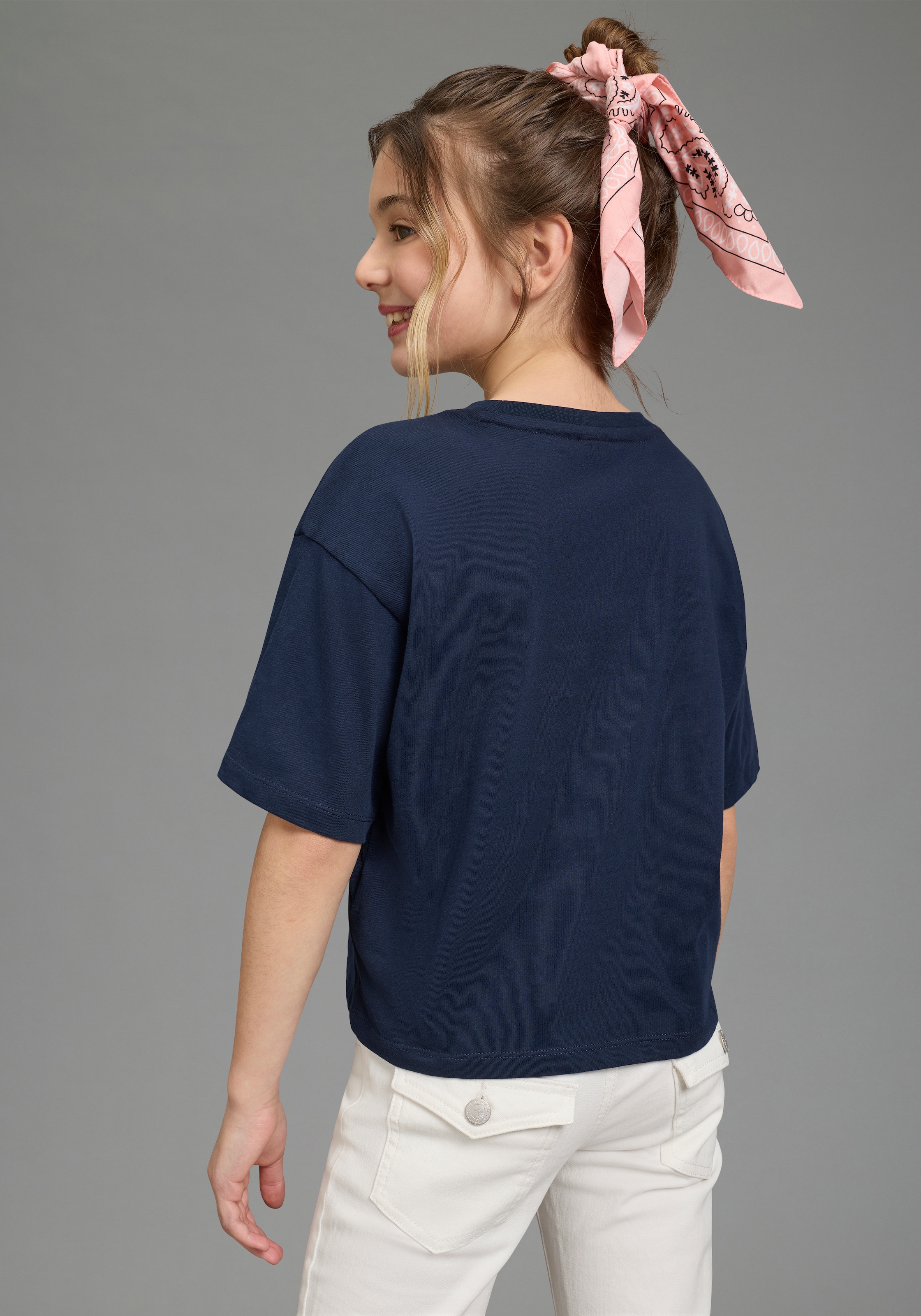 KangaROOS T-Shirt »Kurze Form mit Folienprint für Mädchen« bequeme Passform, Kurzarm, mit modischem Druck, aus Baumwolle