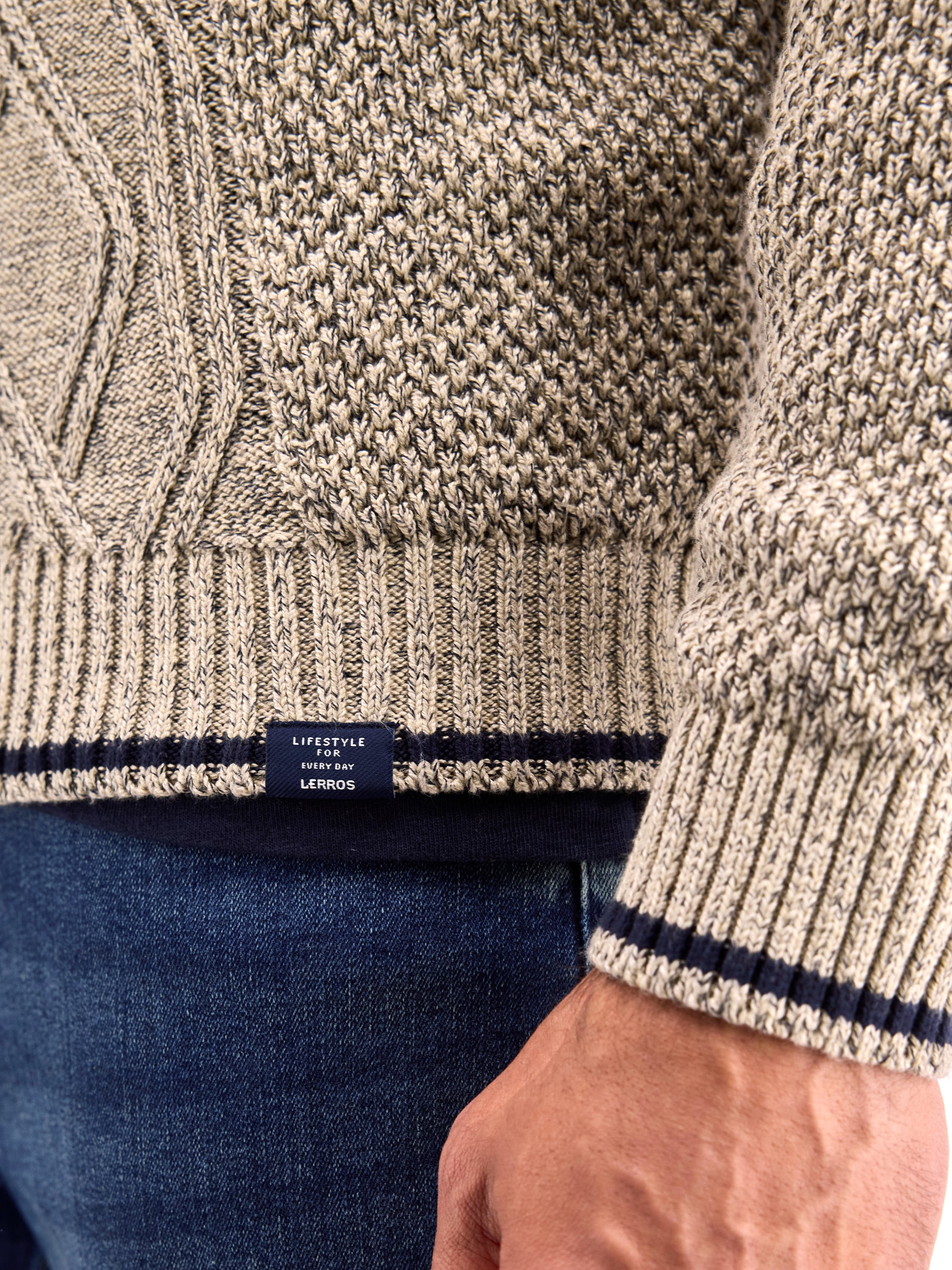 LERROS Strickpullover »LERROS Strickpullover mit Zopfmuster und Troyerkragen«