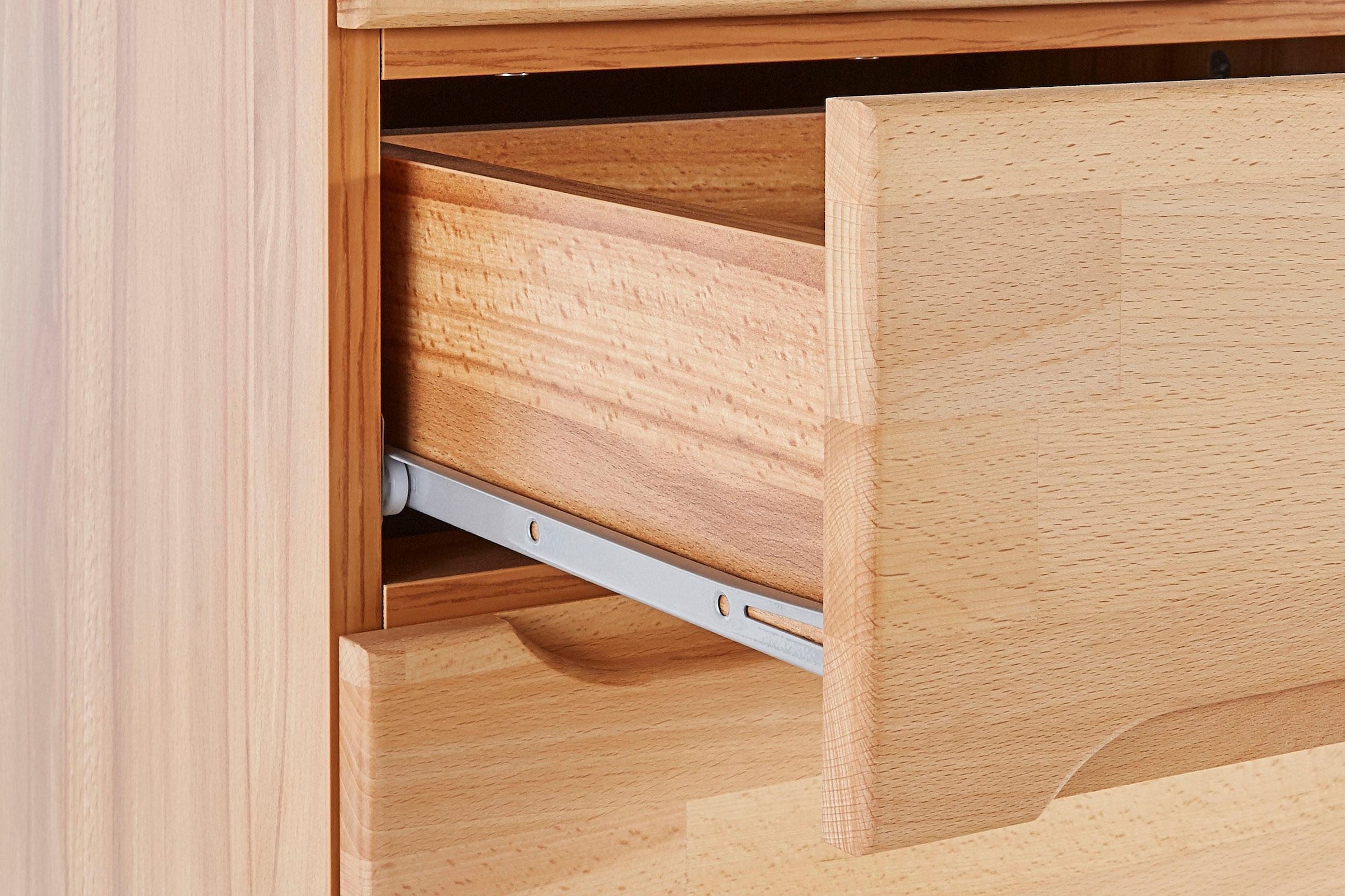 OTTO home Sideboard »VETRO Teilmassiv, Fronten Massivholz, Wohnzimmer, Stauraum,Griffmulde« B/T/H:199/40/85cm, 2 Schubladen, 7Fächer