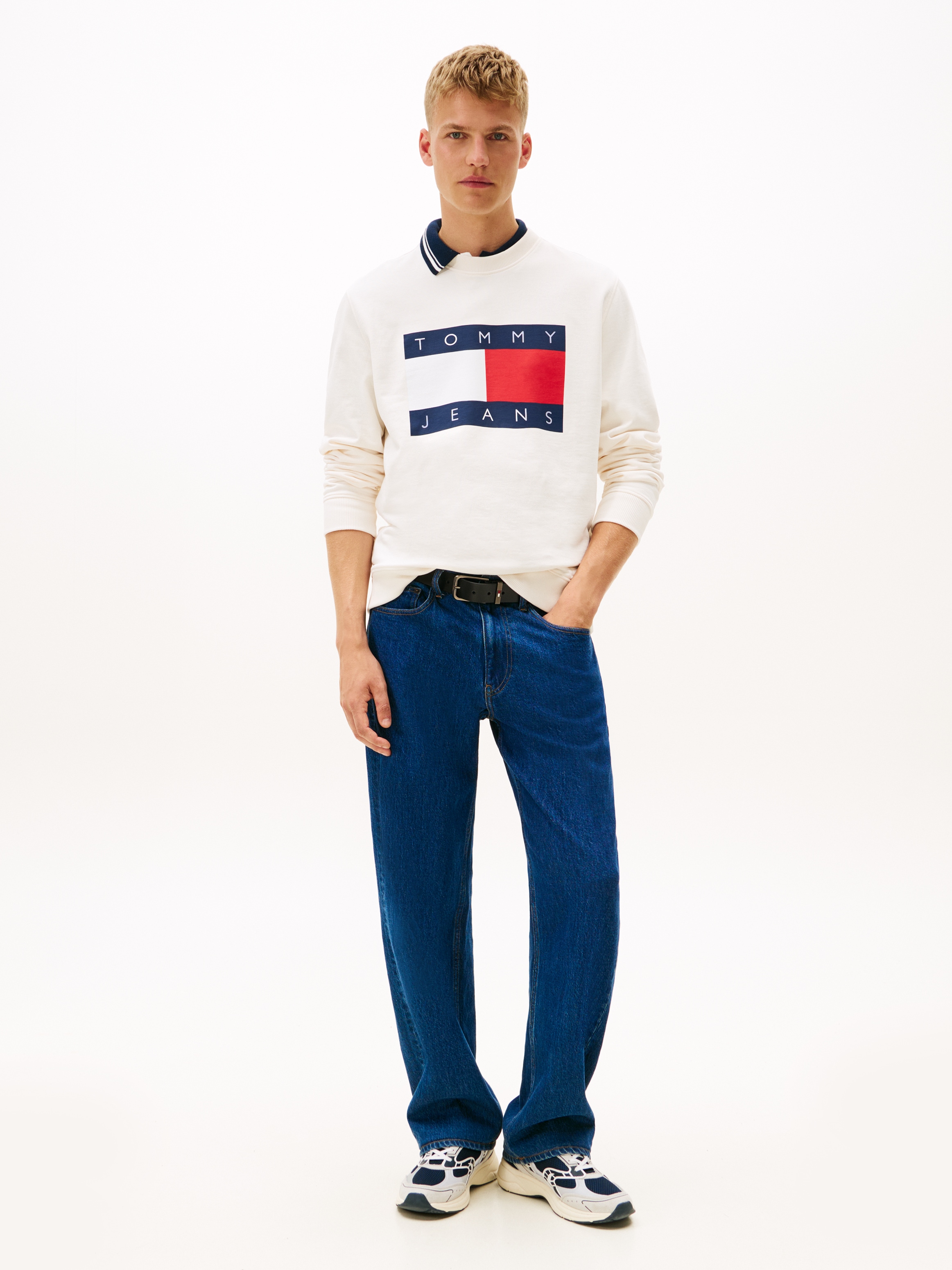 Tommy Jeans Sweatshirt »TJM BIG FLAG CREWNECK«, regular fit
