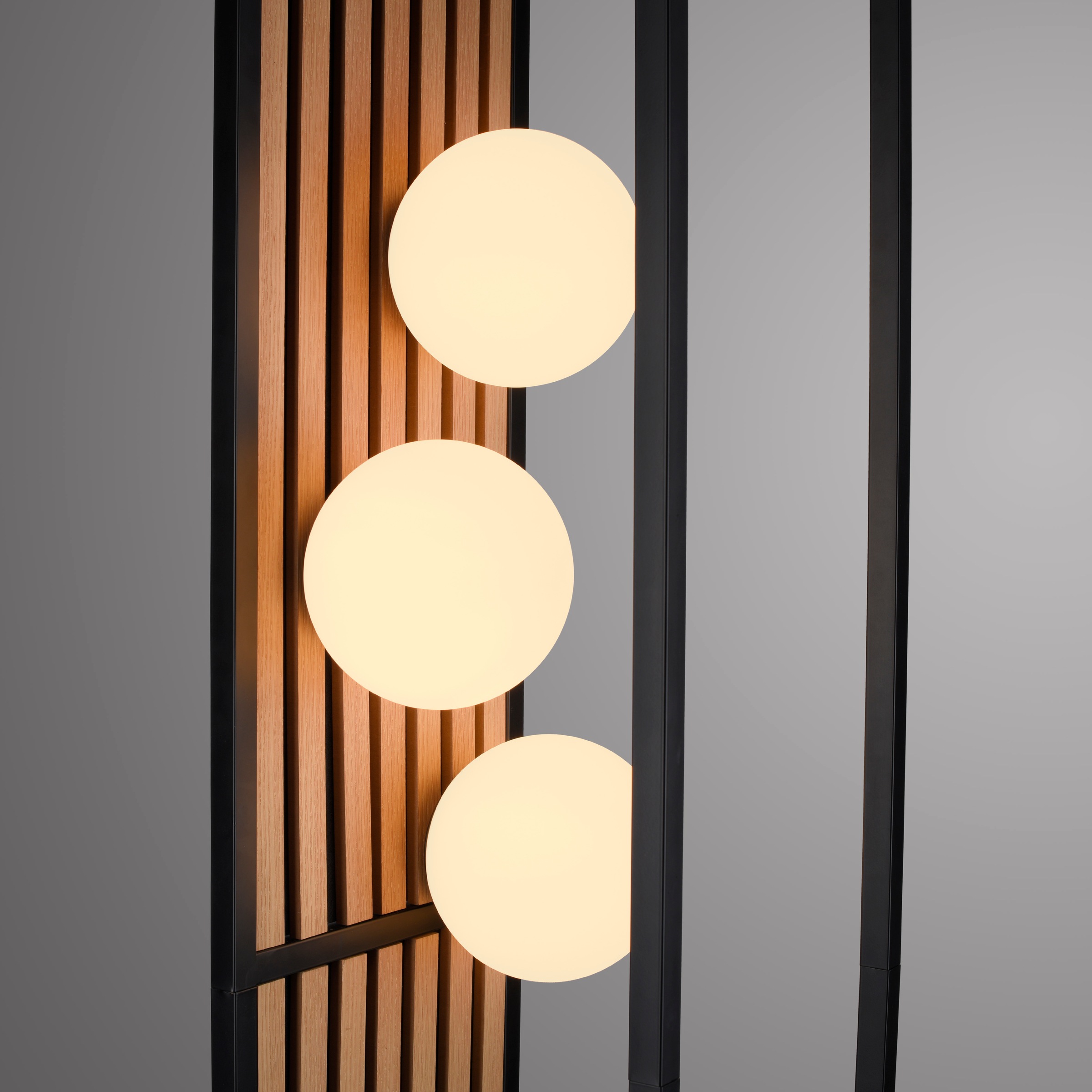 Leonique Stehlampe »Erinette Akustikpaneele mit Glaskugeln«, 3 flammig, Leuchtmittel E14 | ohne Leuchtmittel-Leuchtmittel wechselbar, Holz, Akustik, Paneele, Glas, opal matt weiß, Stehleuchte, Fußschalter
