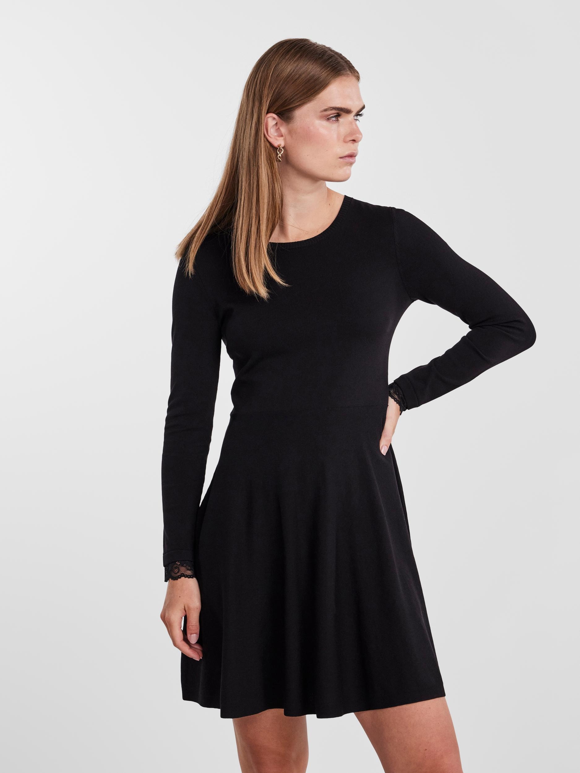 Y.A.S Strickkleid »YASBECCO LS KNIT DRESS S. NOOS«, mit Spitze am Ärmelsaum