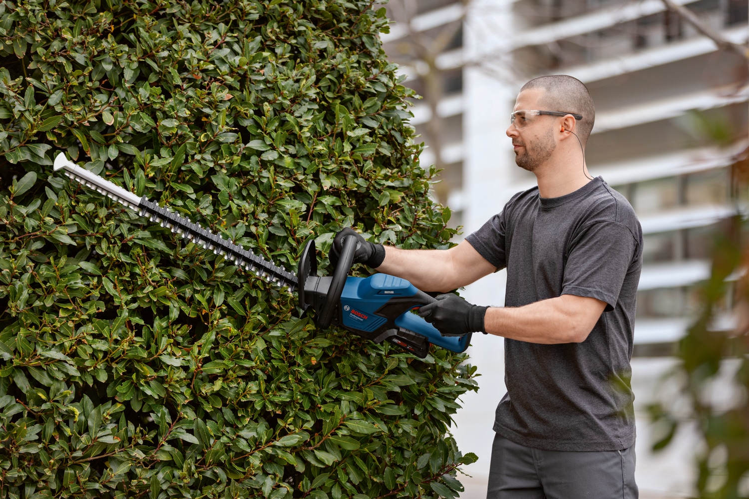 Bosch Professional Akku-Heckenschere »»GHE 18V-50 Professional««, ohne Akku, ohne Ladegerät