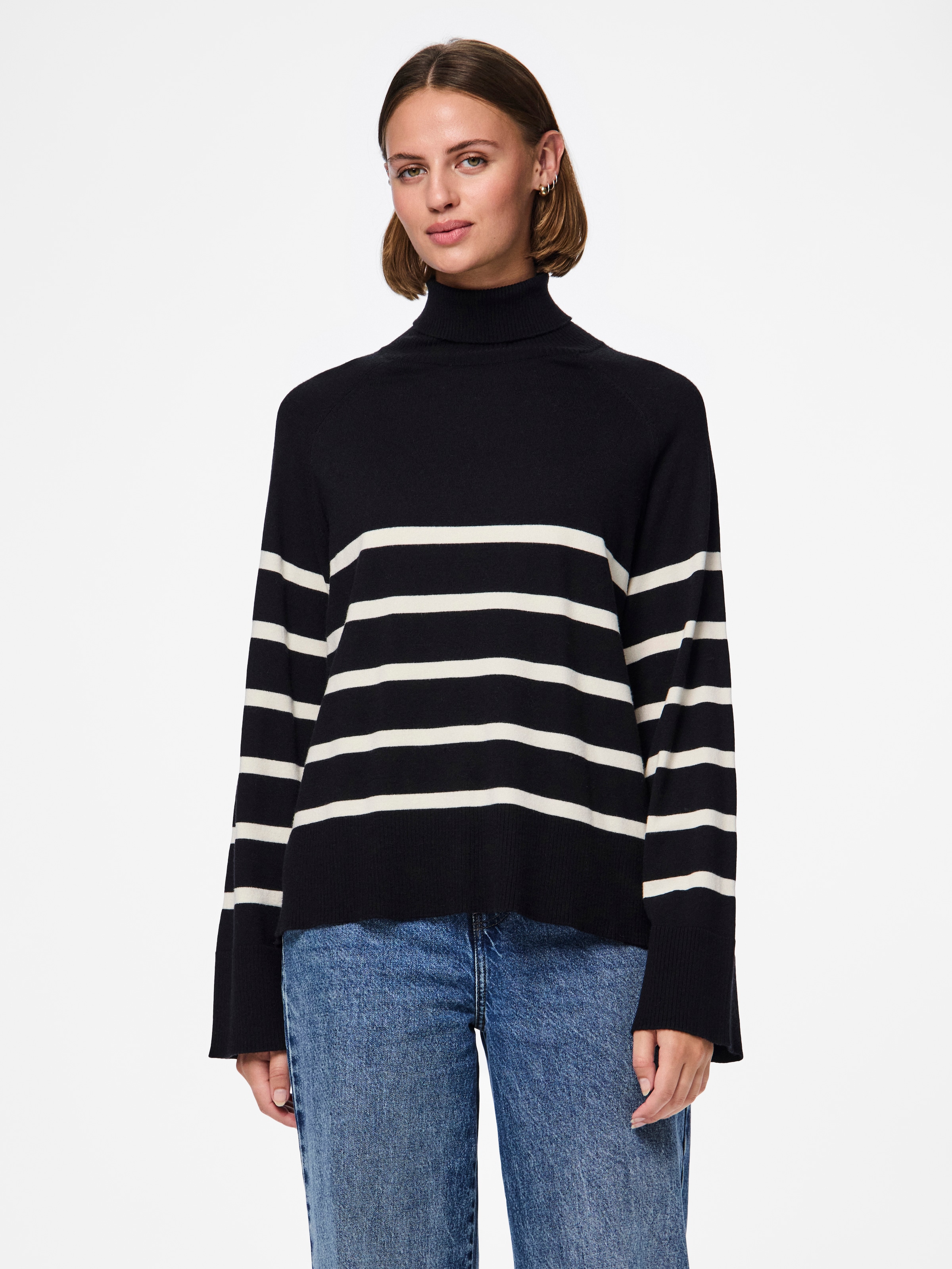 pieces Rollkragenpullover »PCSIA LS ROLLNECK KNIT NOOS BC«