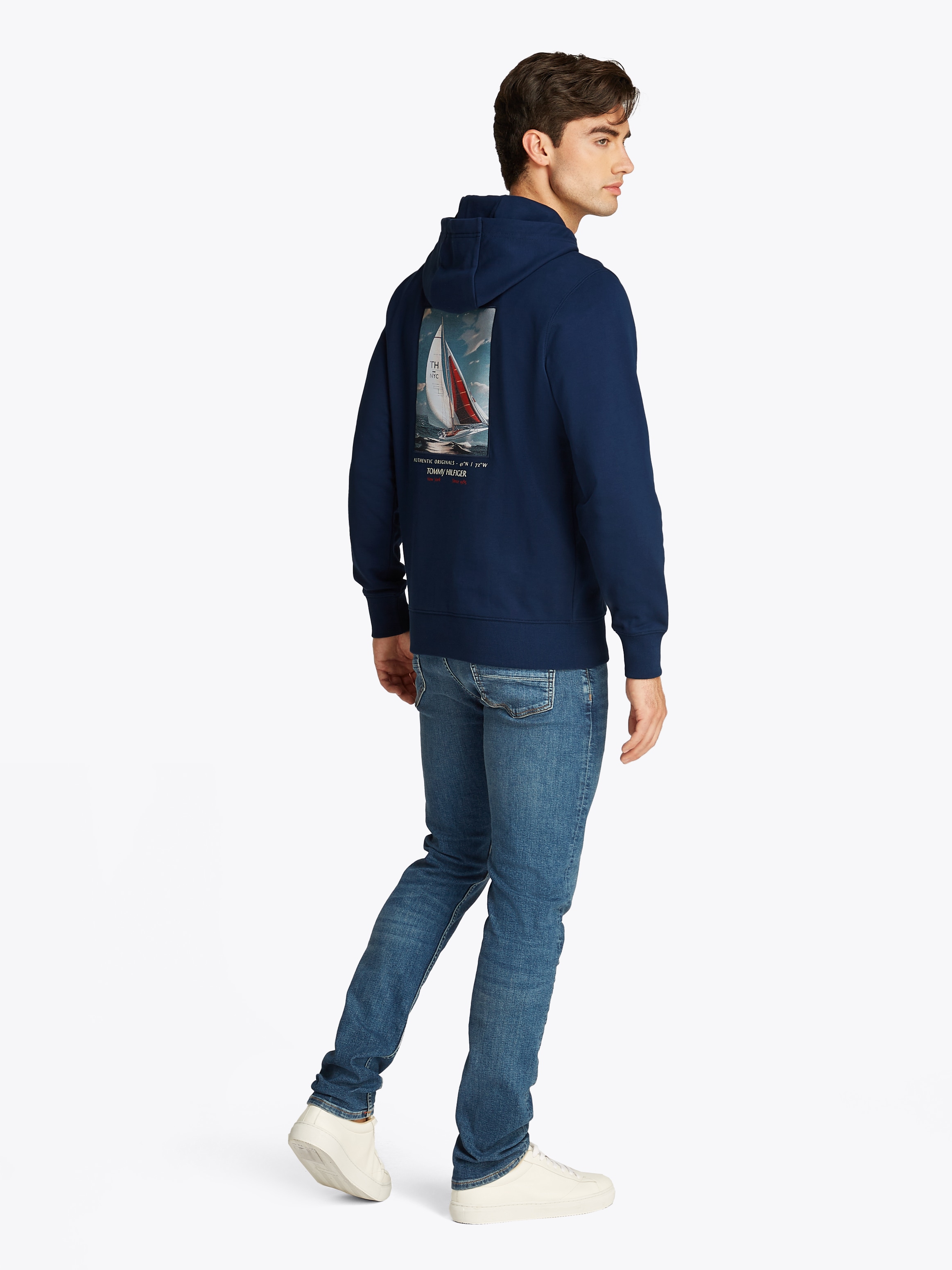 Tommy Hilfiger Kapuzensweatshirt »HILFIGER COLOR PHOTO PRT HOODIE«, mit großem Fotoprint auf dem Rücken
