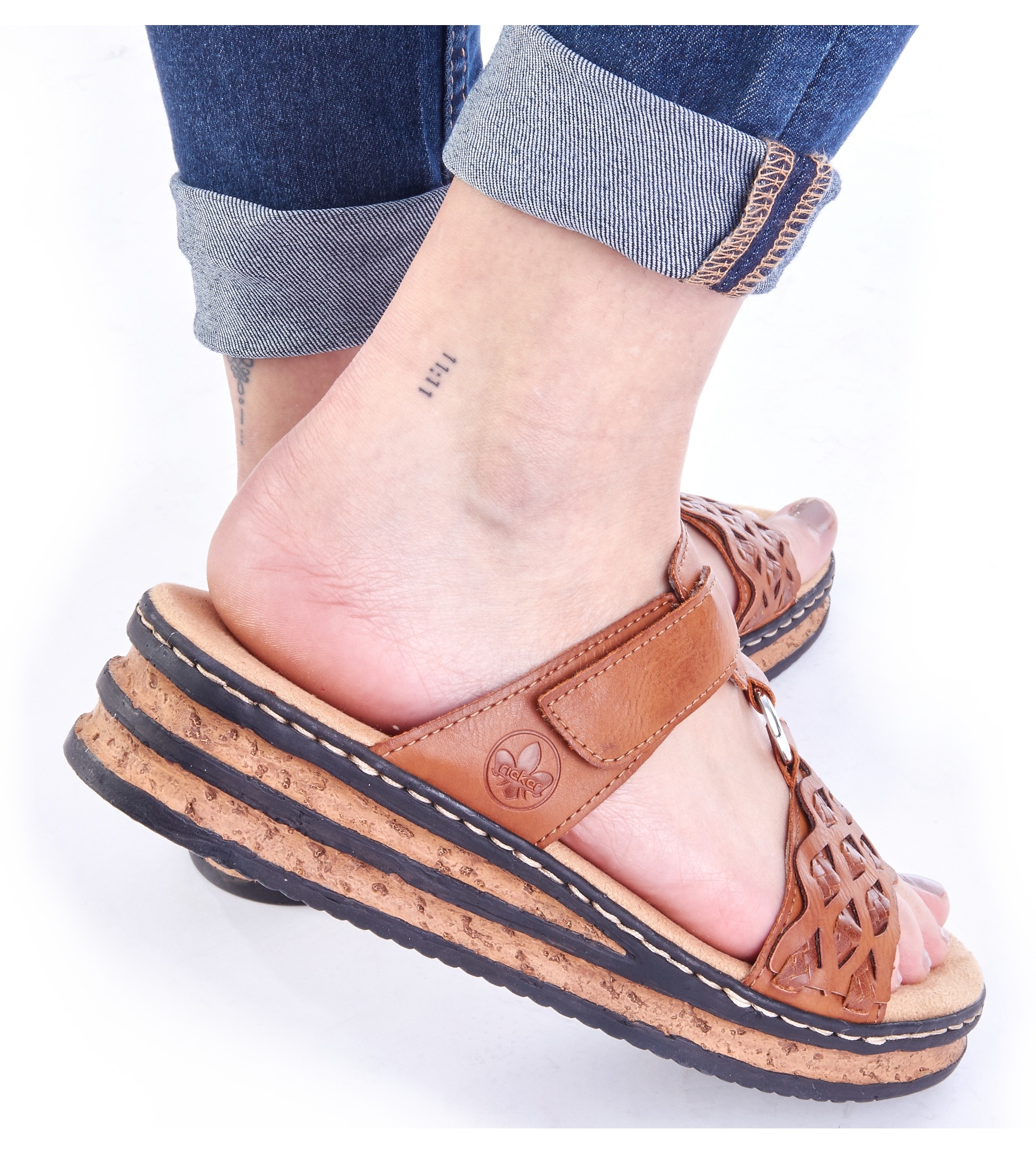 Rieker Pantolette  Keilabsatz, Sommerschuh, Schlappen mit Riemchen in Flechtoptik