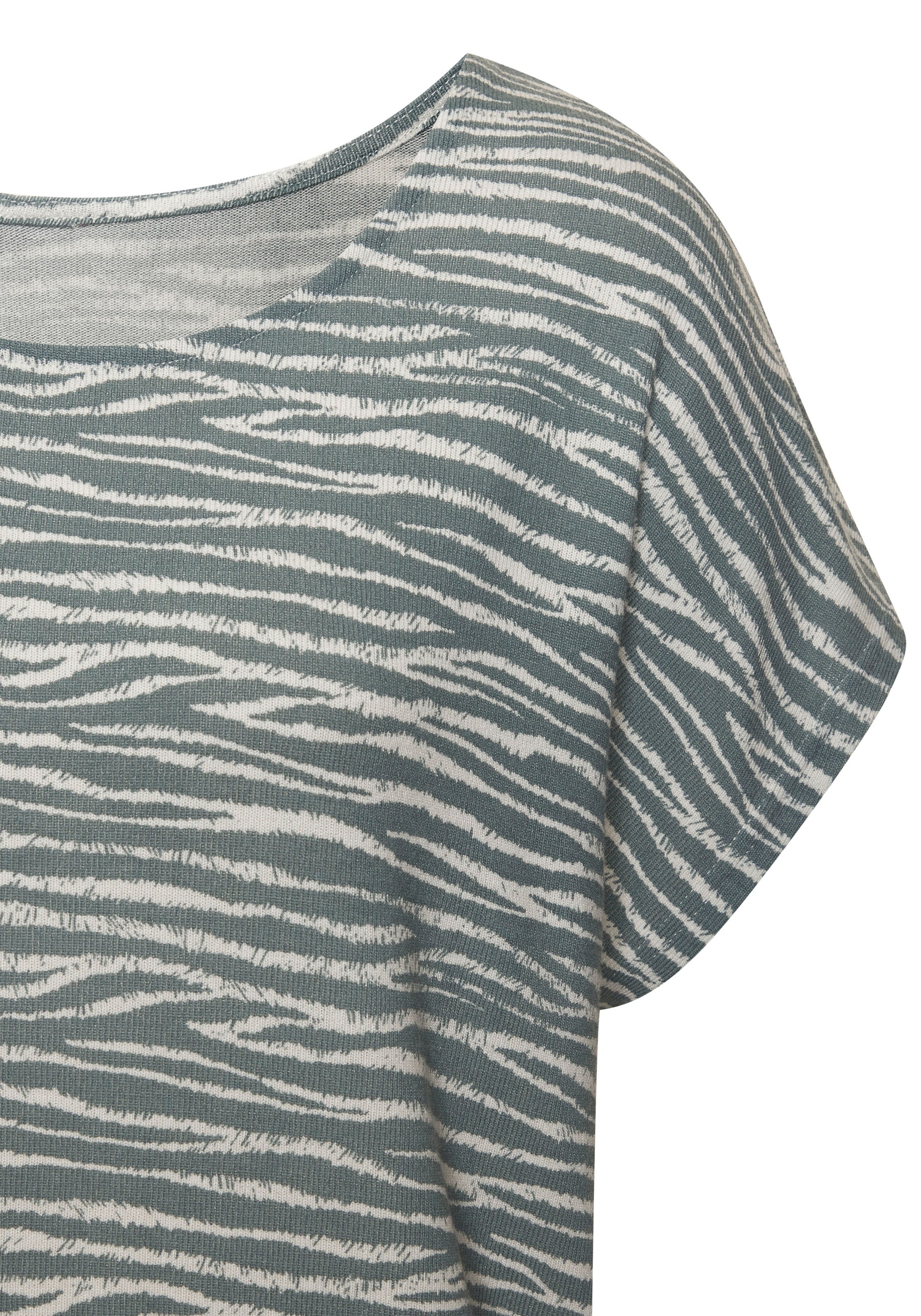 LASCANA Kurzarmshirt »mit modischem Zebra-Muster«, aus weichem Viskose-Strick