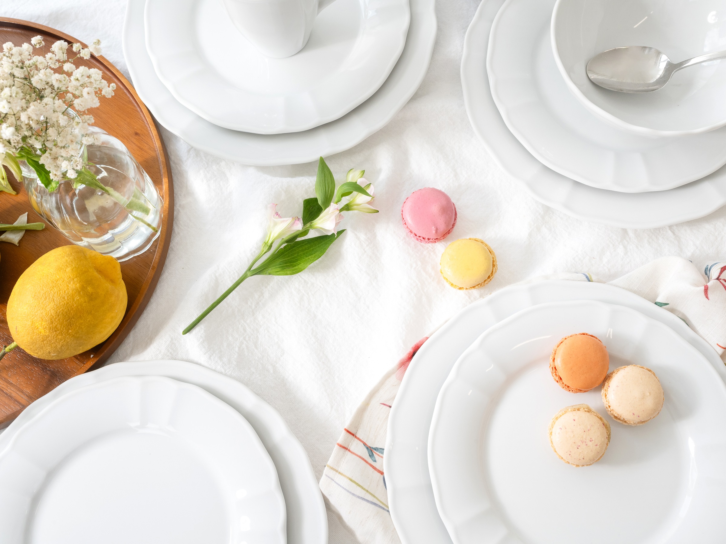 CreaTable Kombiservice »Geschirr-Set Flora«, (Set, 16 tlg., Kaffeeservice und Tafelservice im Set, für 4 Personen), Service weiß, klassische Form im Landhausstil 16 Teile, für 4 Personen