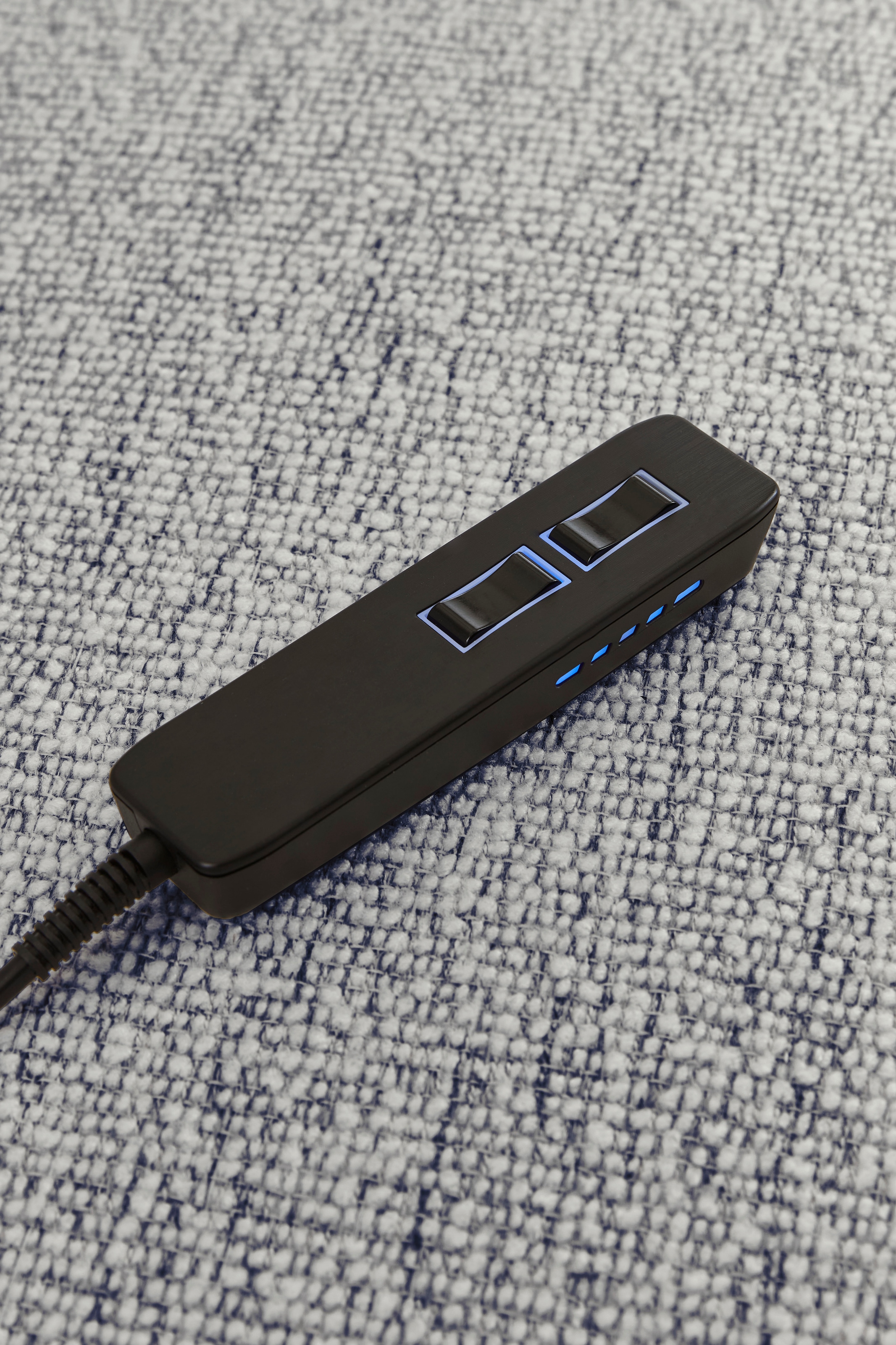 Home affaire 2-Sitzer »Aventis Sofa mit motorischer Relaxfunktion, Breite 161 cm« inkl. ergonomische Lehne, echter Rücken & saugroboterfreundliche Kufen