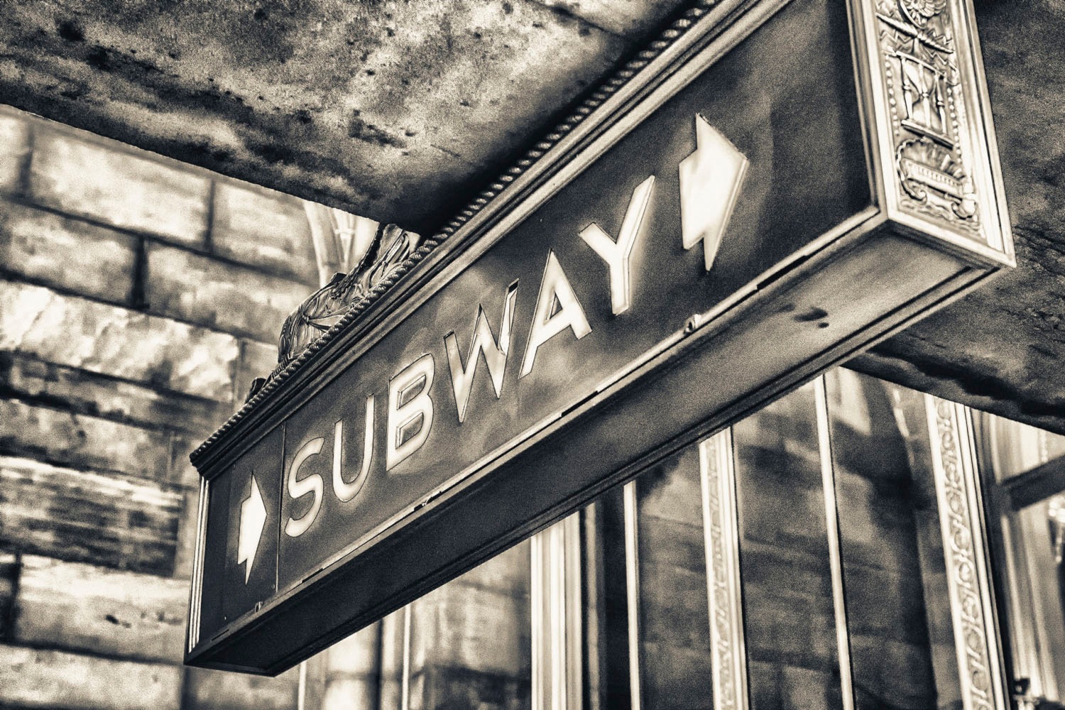 queence Acrylglasbild »SUBWAY Schild«, Elemente der Architektur-Schriftzug- günstig online kaufen
