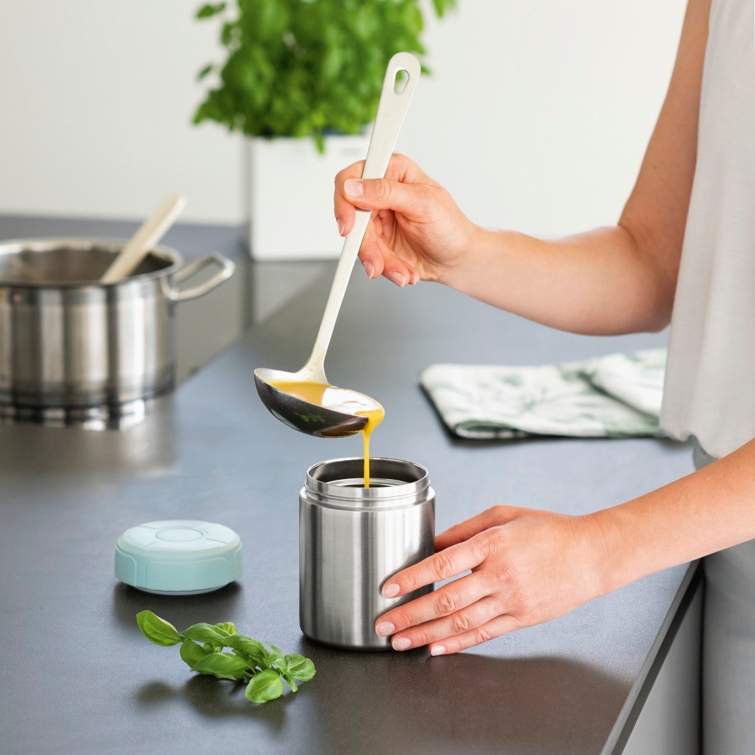 Xavax Thermobehälter »Thermobecher Suppenbehälter 500 ml (auslaufsicher, doppelwandig)«, (2 tlg.), Mehrweg, leichtgewicht To-Go-Becher