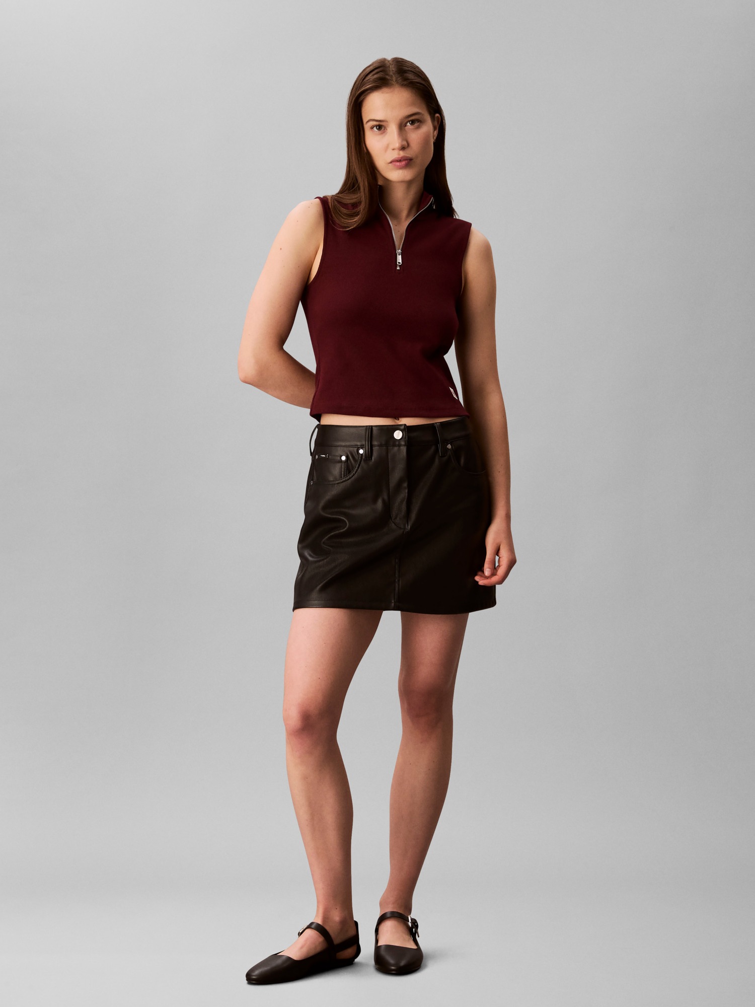 Calvin Klein Jeans Tanktop »A- WOVEN LABEL SL QZ TOP«, Mit Rundhalsausschnitt