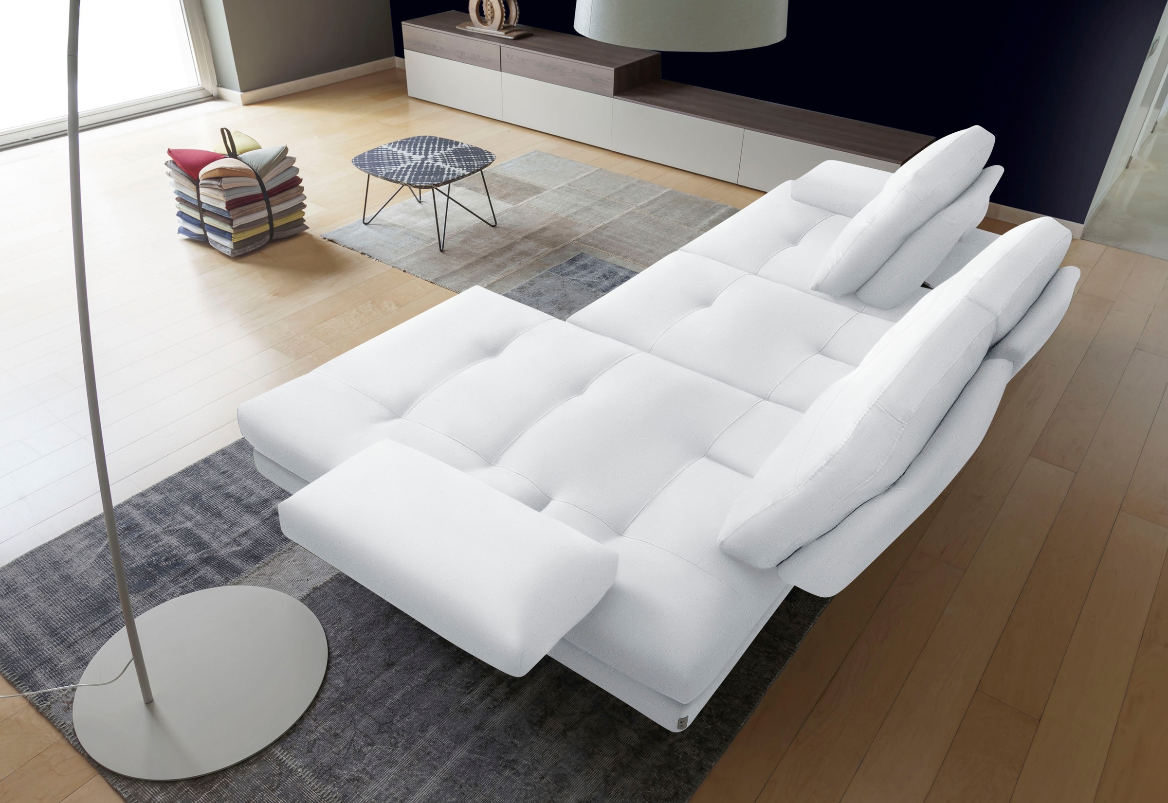CALIA ITALIA Ecksofa »Toby Wing, L-Form, Designsofa mit sensationellem Sitzkomfort«, inklusive Sitztiefenverstellung, Füße in chrom glänzend