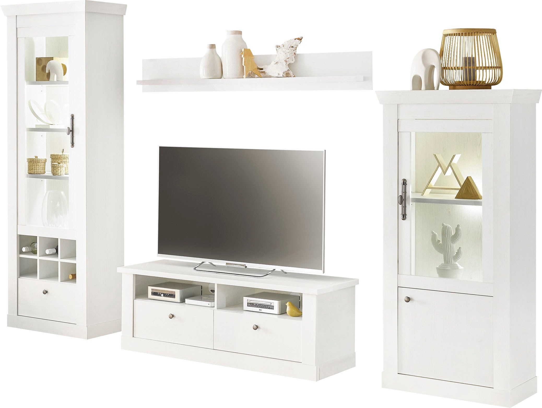 Home affaire Wohnwand »RAVENNA«, (4 St.), im romantischen Landhausstil, Griffe aus Metall, Softclose-Funktion