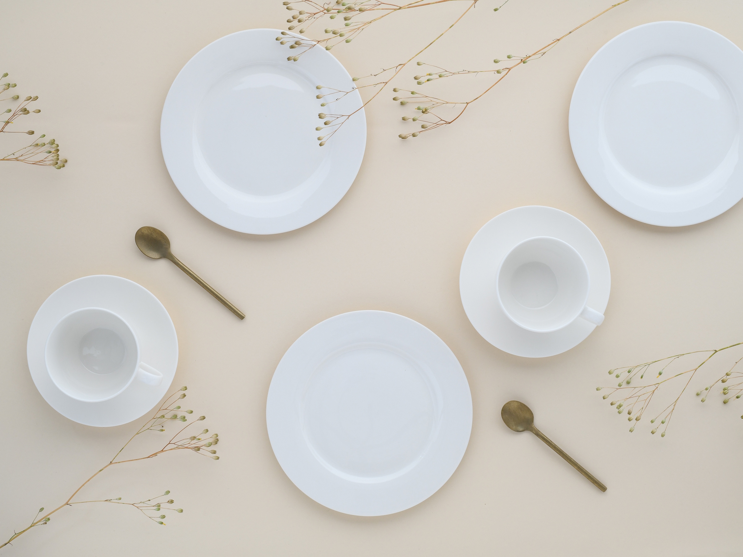 CreaTable Kombiservice »Fleur Royal, Kombi-Service 42-tlg« Traditionelle Fahnenform