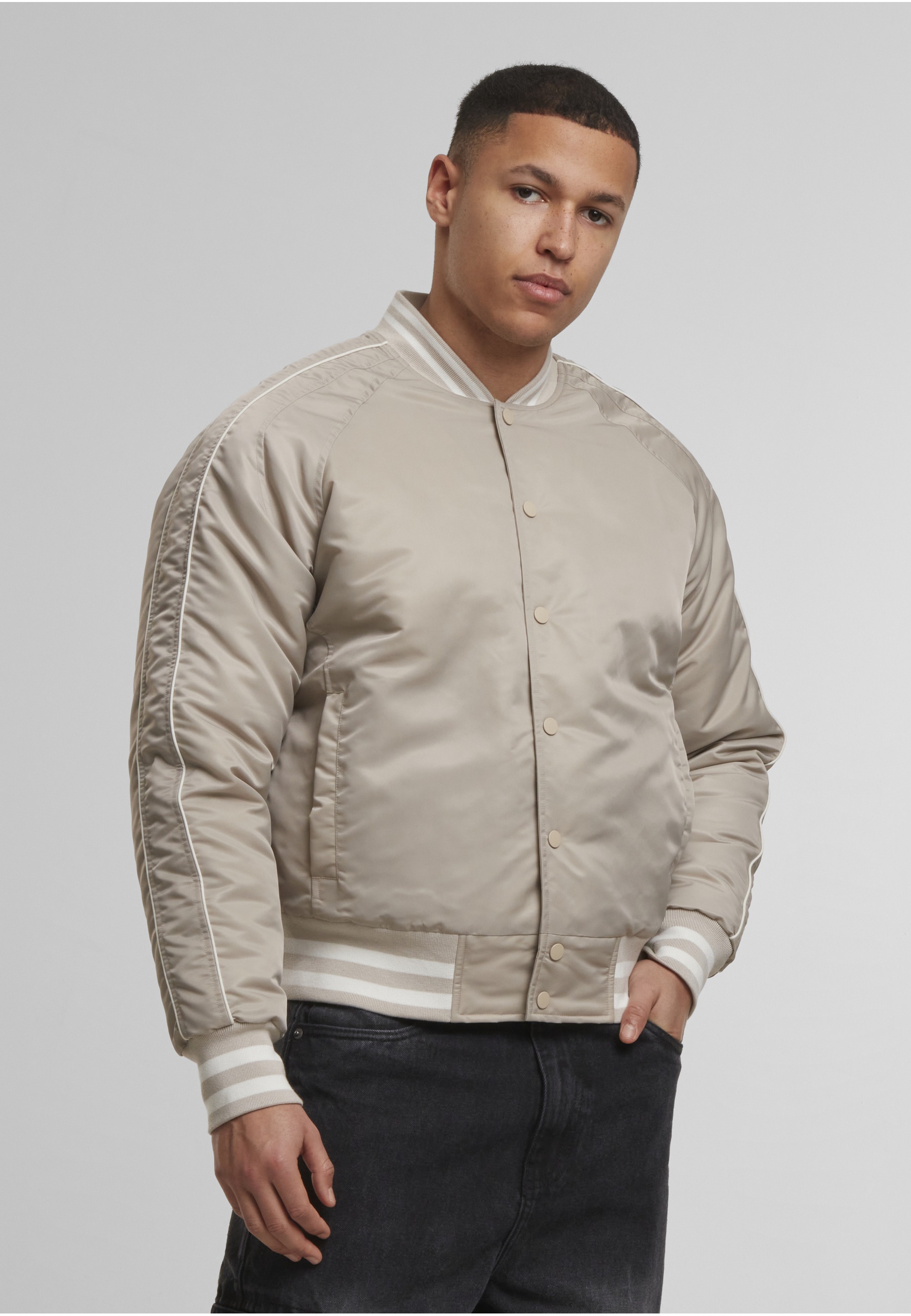 URBAN CLASSICS Bomberjacke »Urban Classics Racer Bomber Jacket« 1 Stk. tlg. ohne Kapuze