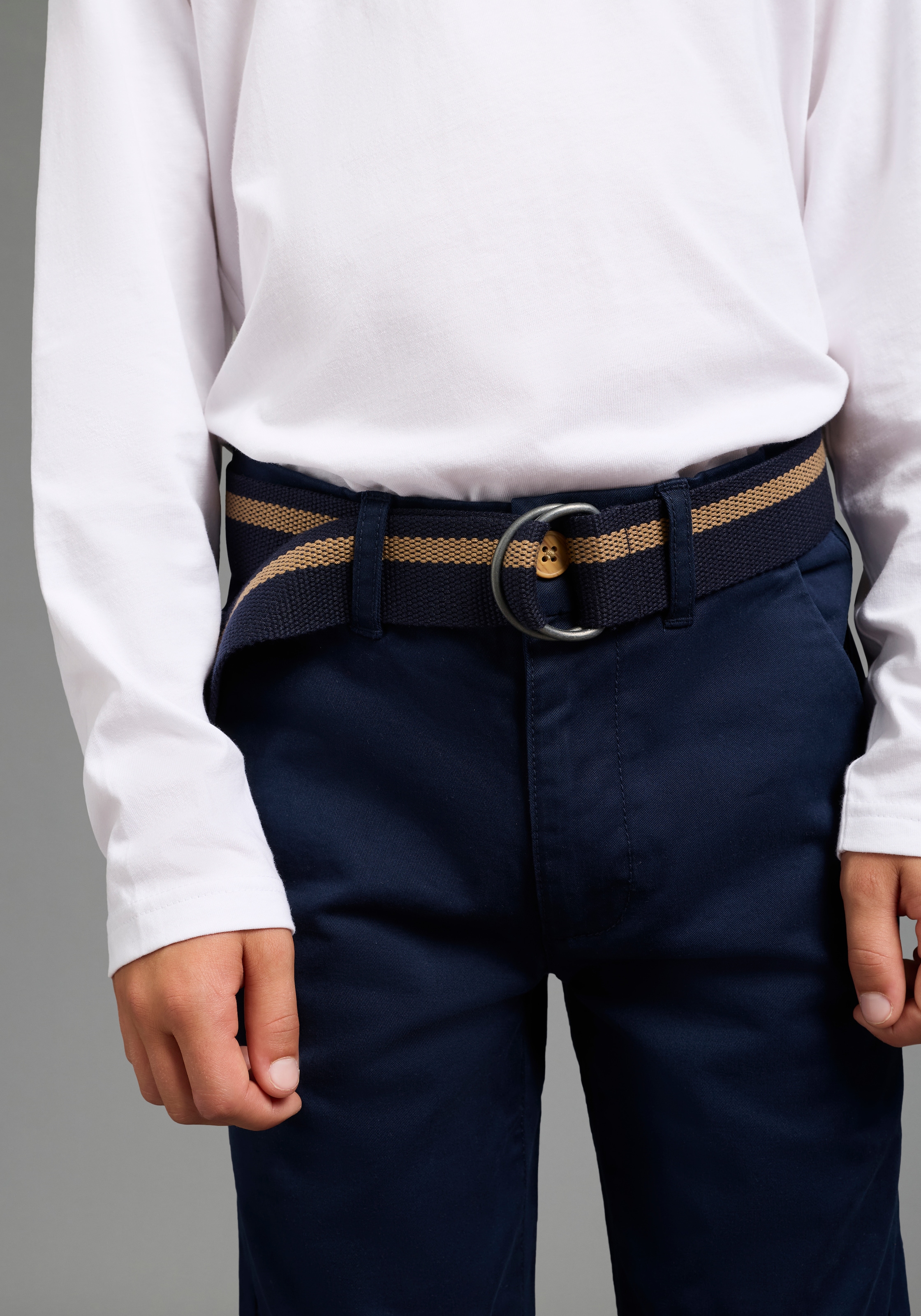 KangaROOS Chinohose »Chinohose mit Gürtel«  modische Basic-Passform, gerades Bein, verstellbarer Gummizugbund