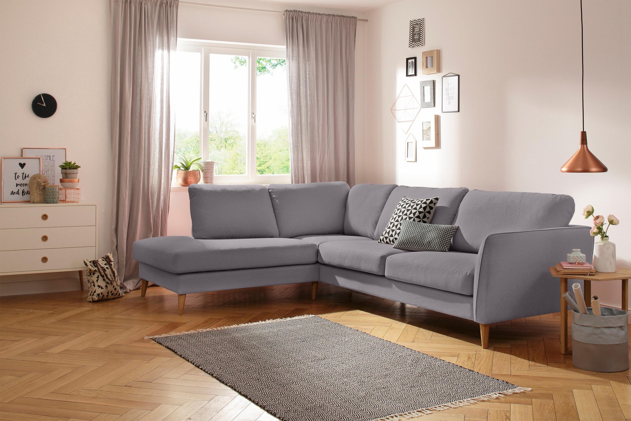 Home affaire Ecksofa »MARSEILLE 278/202 cm, L-Form, Ottom. rechts/links, verschiedene Bezüge«, Massivholzbeine Eiche, Landhausstil, Wellenunterfederung
