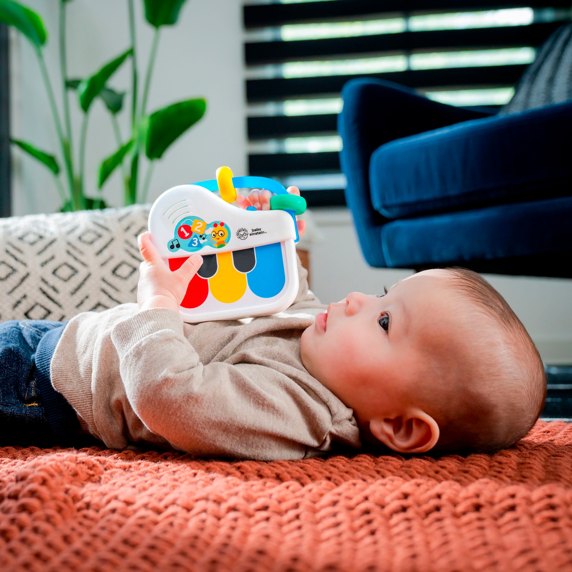 Baby Einstein Spielzeug-Musikinstrument »Petit Piano Musical Toy«, mit Sound