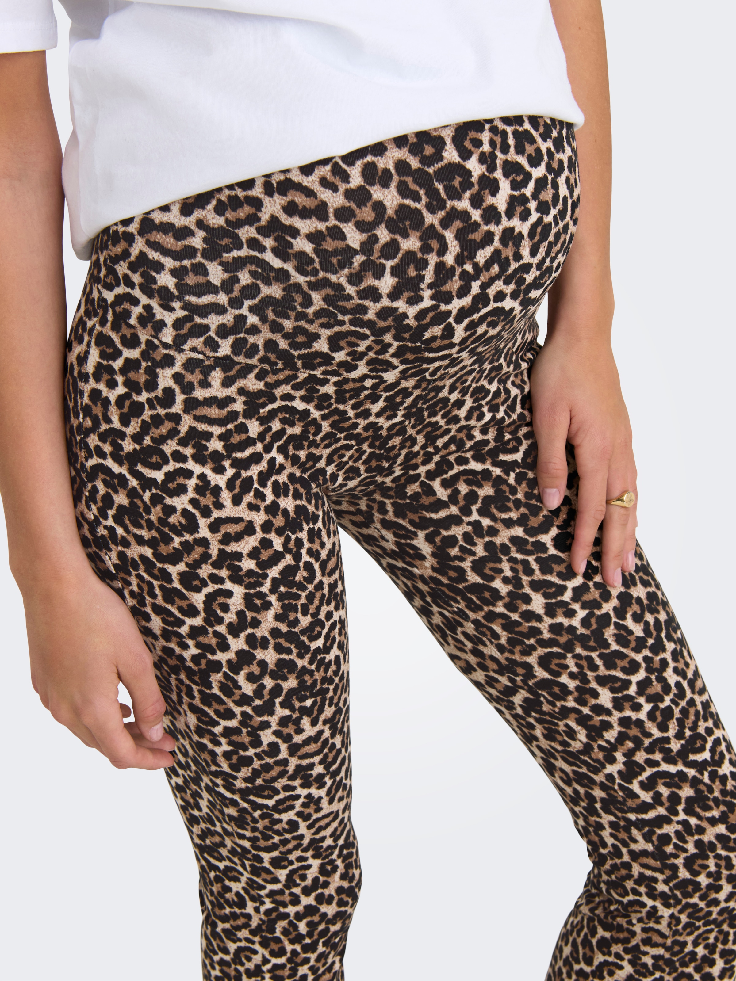 ONLY MATERNITY Umstandsleggings »OLMLOVELY LEO FLARED PANT 2-PACK NOOS«