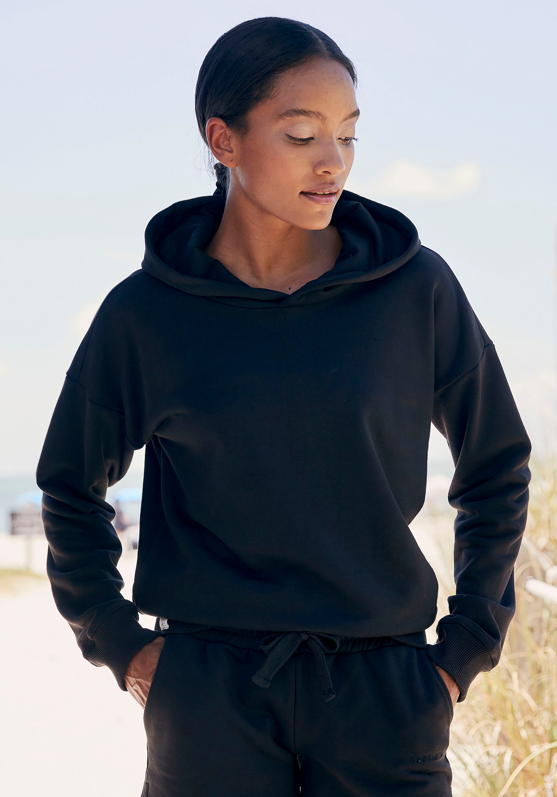 LASCANA Hoodie, aus organischer Baumwolle, Loungewear