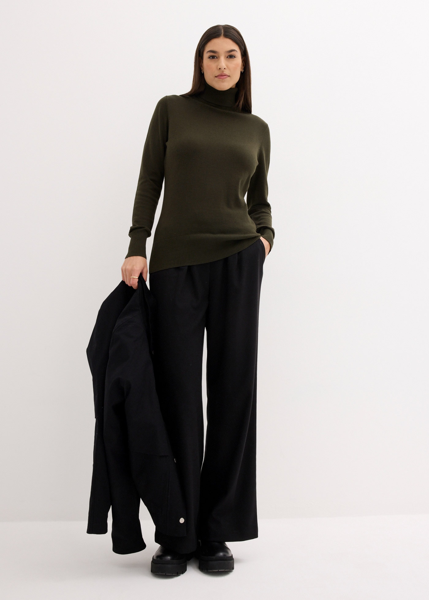 bonprix Rollkragenpullover »Feinstrick-Rollkragenpullover« aus Baumwollmischung, mit hohem Rollkragen, schmale Passform