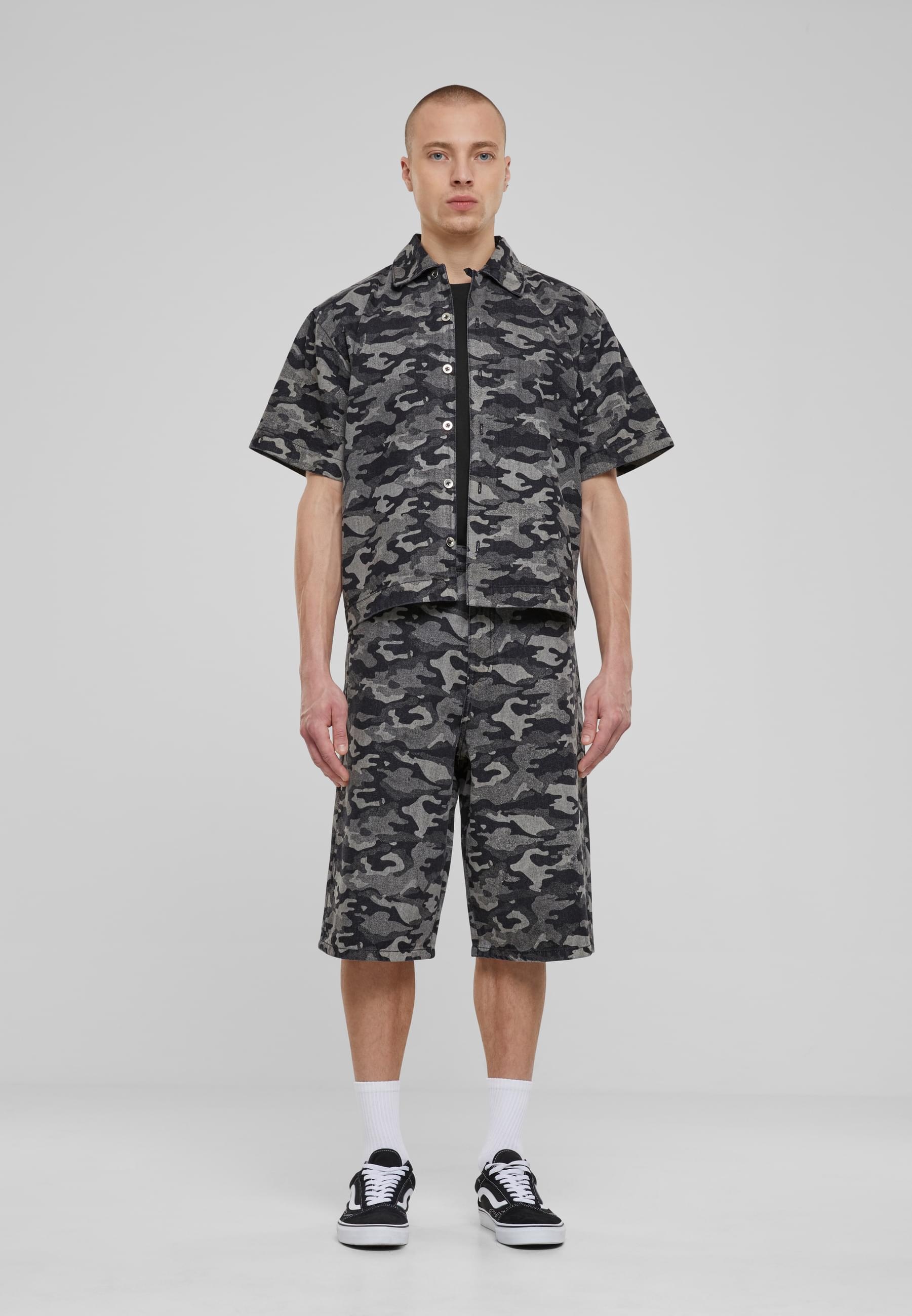 URBAN CLASSICS T-Shirt »Urban Classics Laser Camo Printed Boxy Shirt« 1 Stk. tlg.