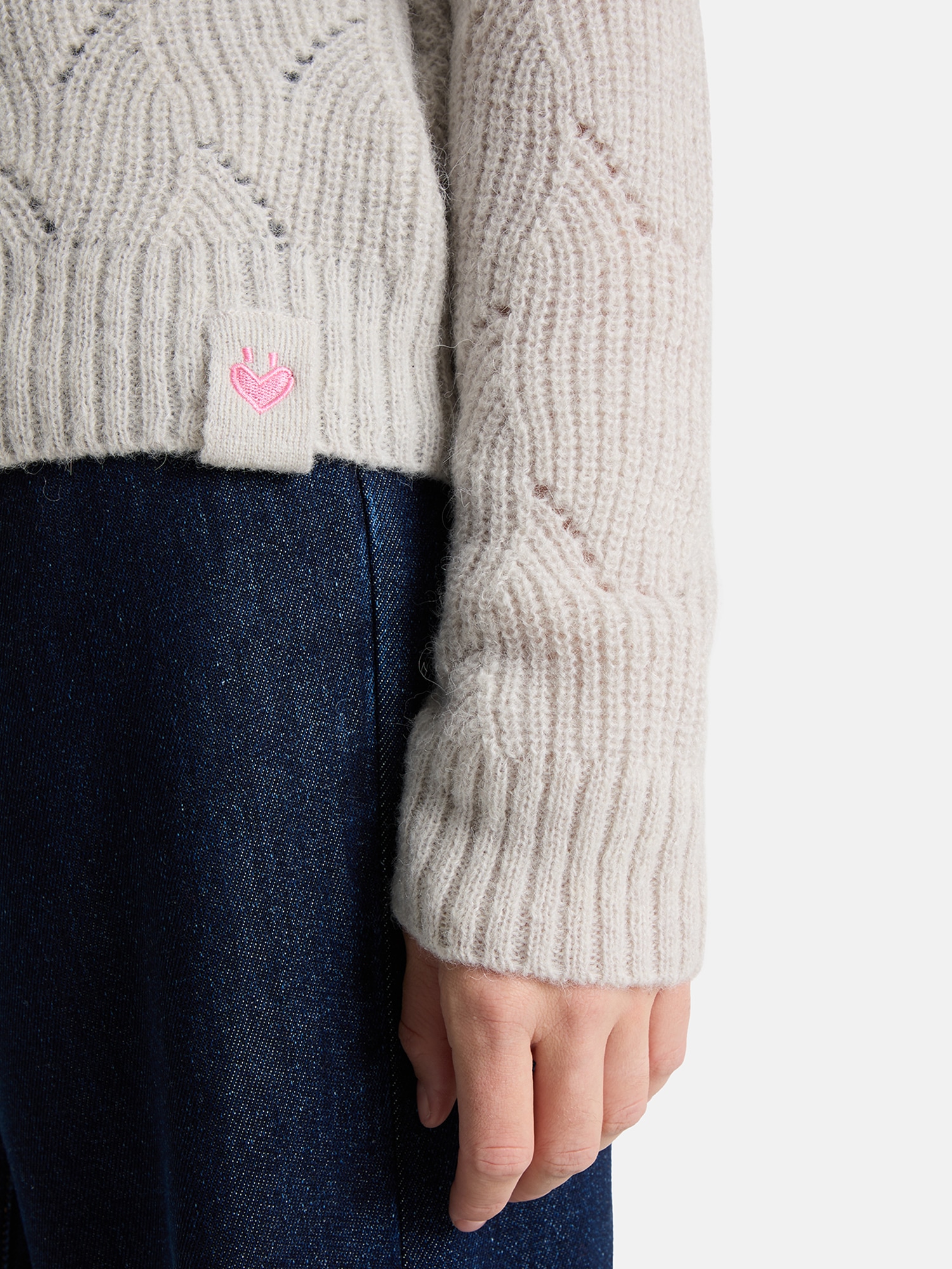 Lieblingsstück Strickpullover »SölveL« mit dezentem Lochmuster, V-Neck