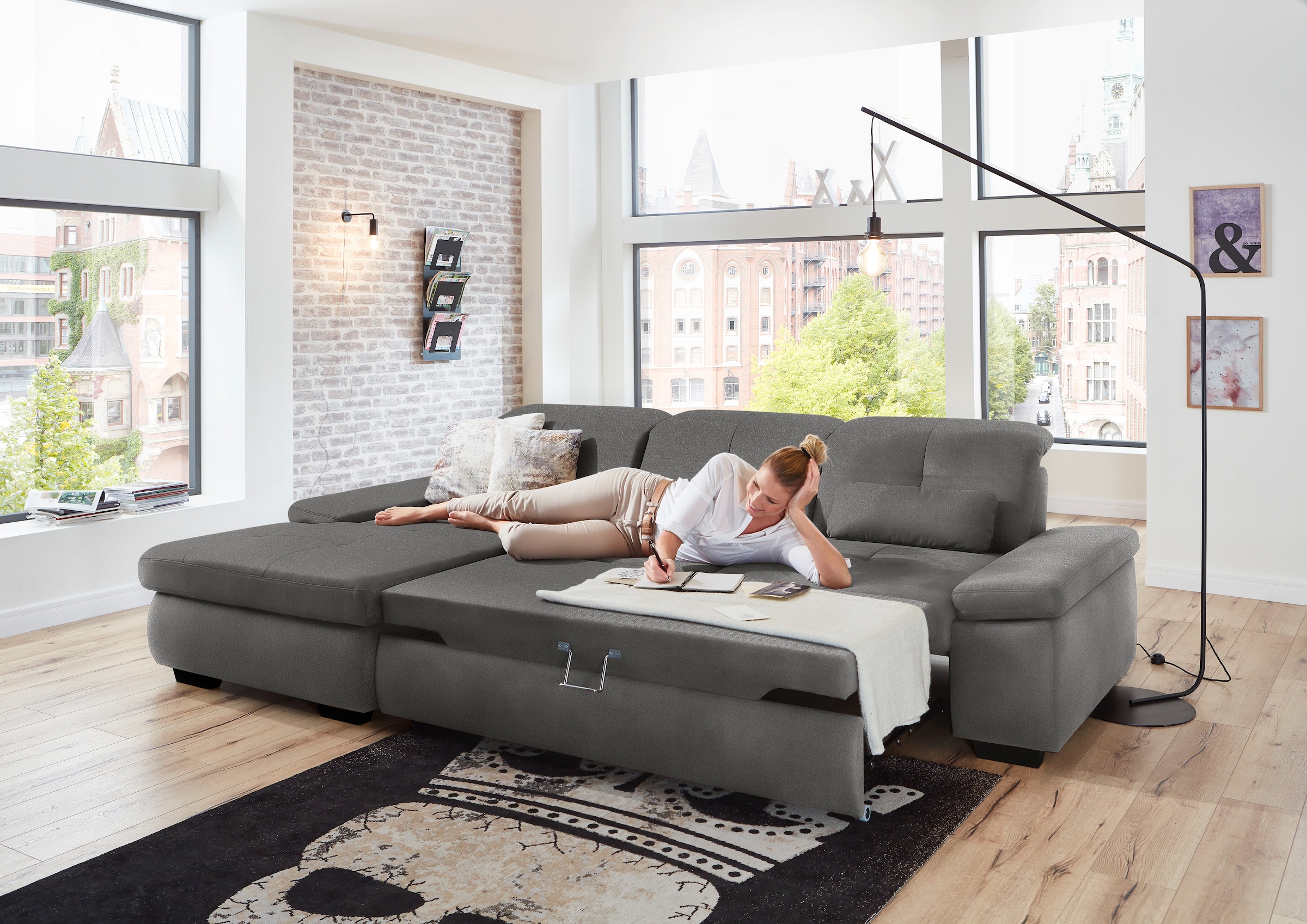 Die PlanBar Ecksofa »MP-IN16012 L-Form, mit Kaltschum-Polsterung«, inkl. Sitztiefenverstellung, wahlweise mit weiteren Funktionen