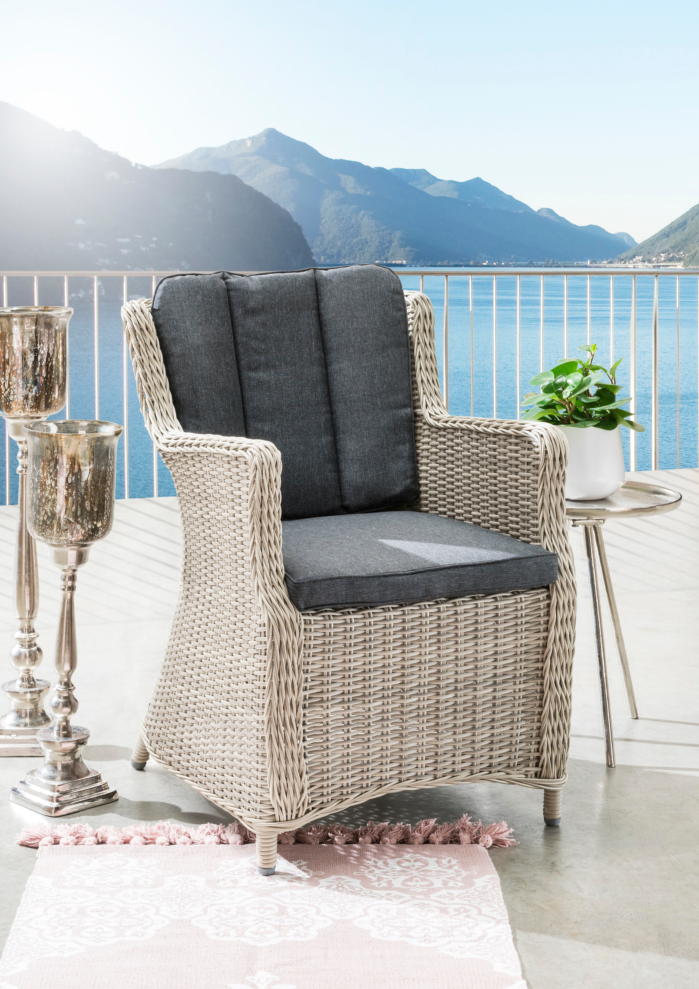 Destiny Garten-Essgruppe »LUNA«, (Set, 5 tlg., 1 Tisch Ø, 4 Sessel), (Set, 13-tlg., 4x Sessel, 1 Tisch Ø 100x75cm) Aluminium, Polyrattan