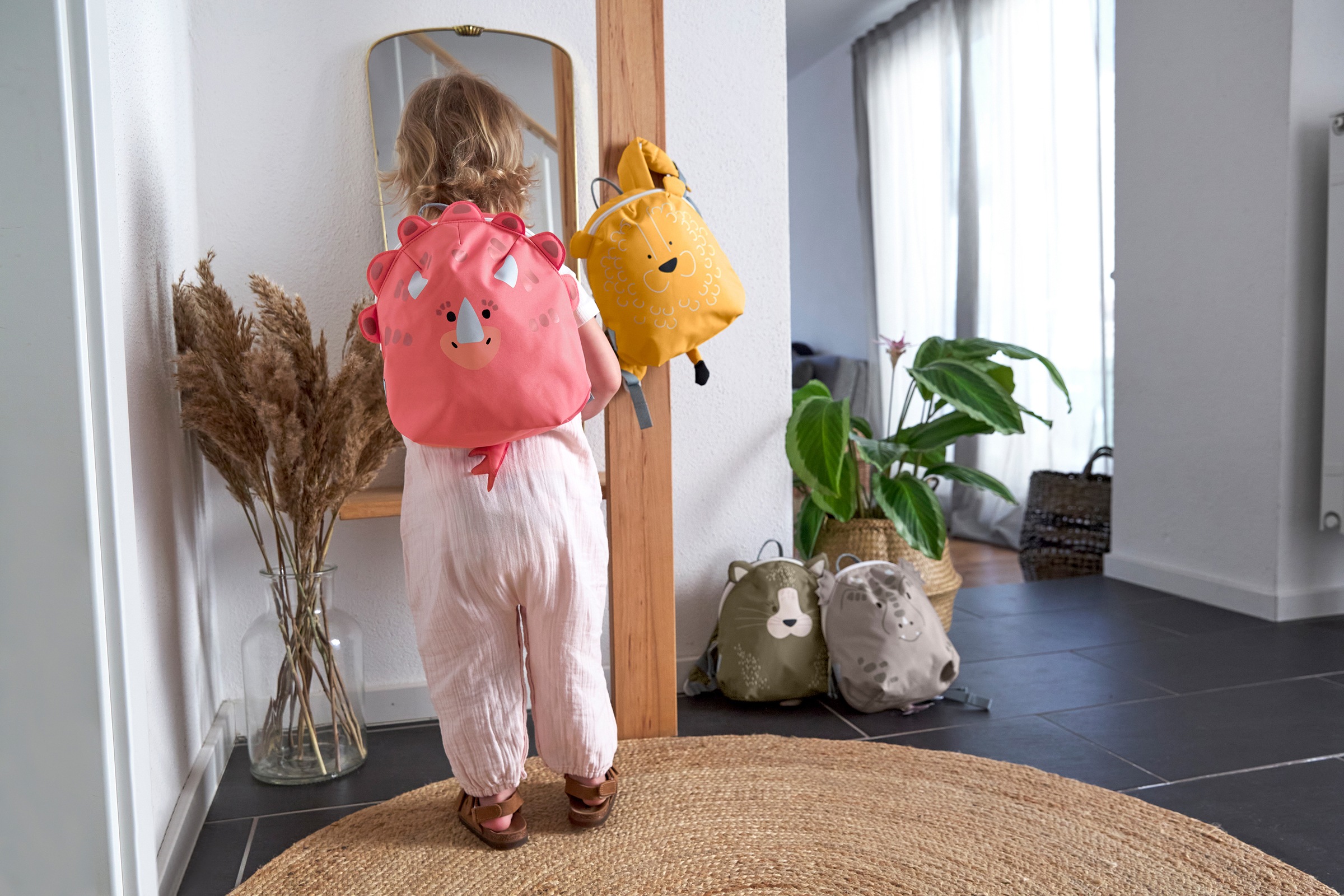 LÄSSIG Kinderrucksack »About Friends, Tiny Backpack, Dino rose«, PETA-approved vegan