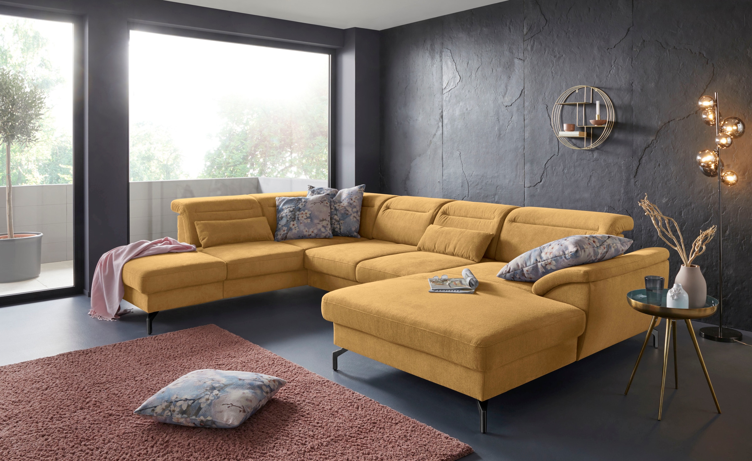 sit&more Wohnlandschaft »Percy U-Form«, 15 cm Fußhöhe, Sitztiefenverstellung, wahlweise in 2 Fußfarben
