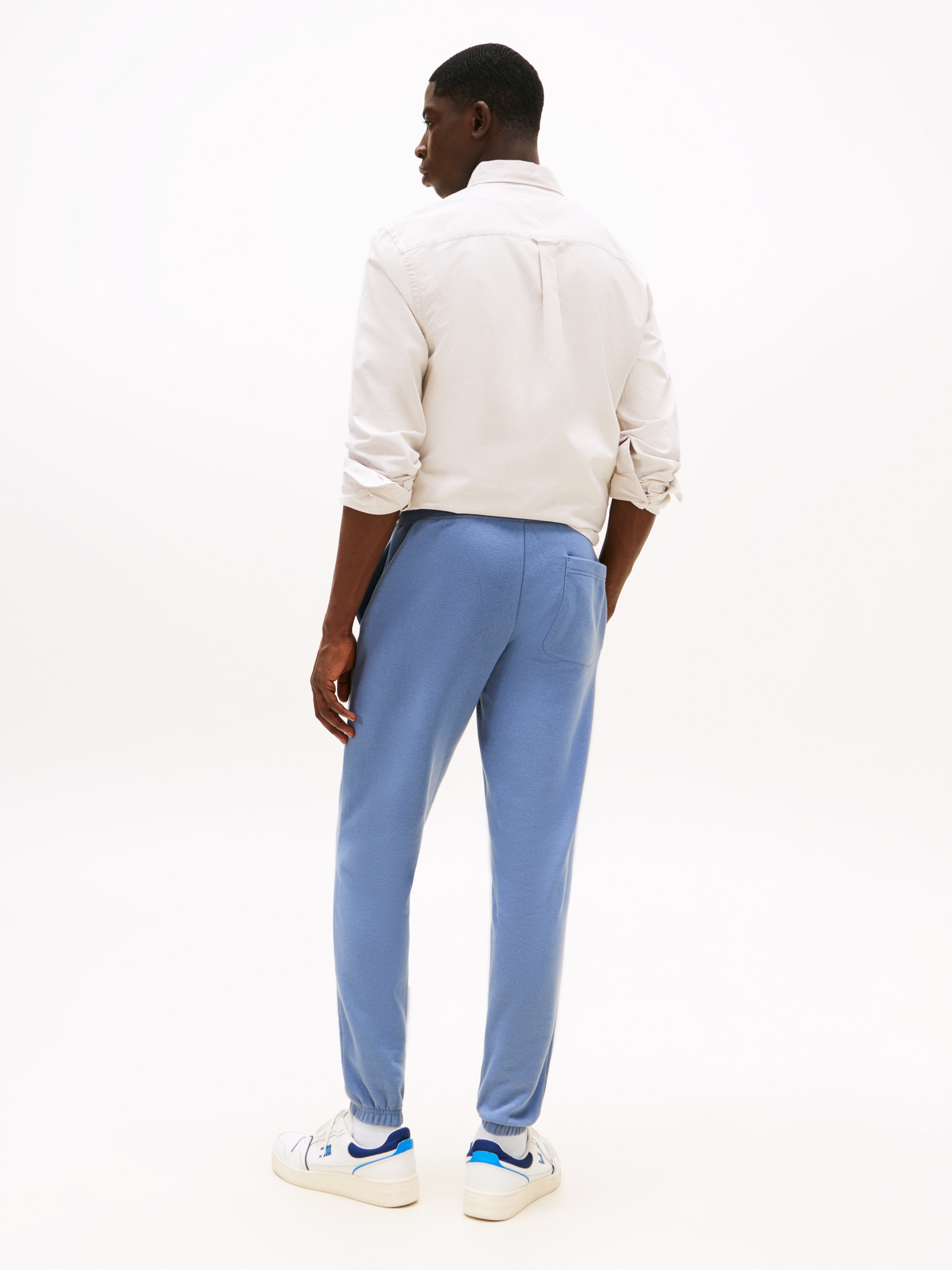 Tommy Jeans Sweathose »TJM SLIM S FLAG SWEATPANT«, Mit Kordelzug