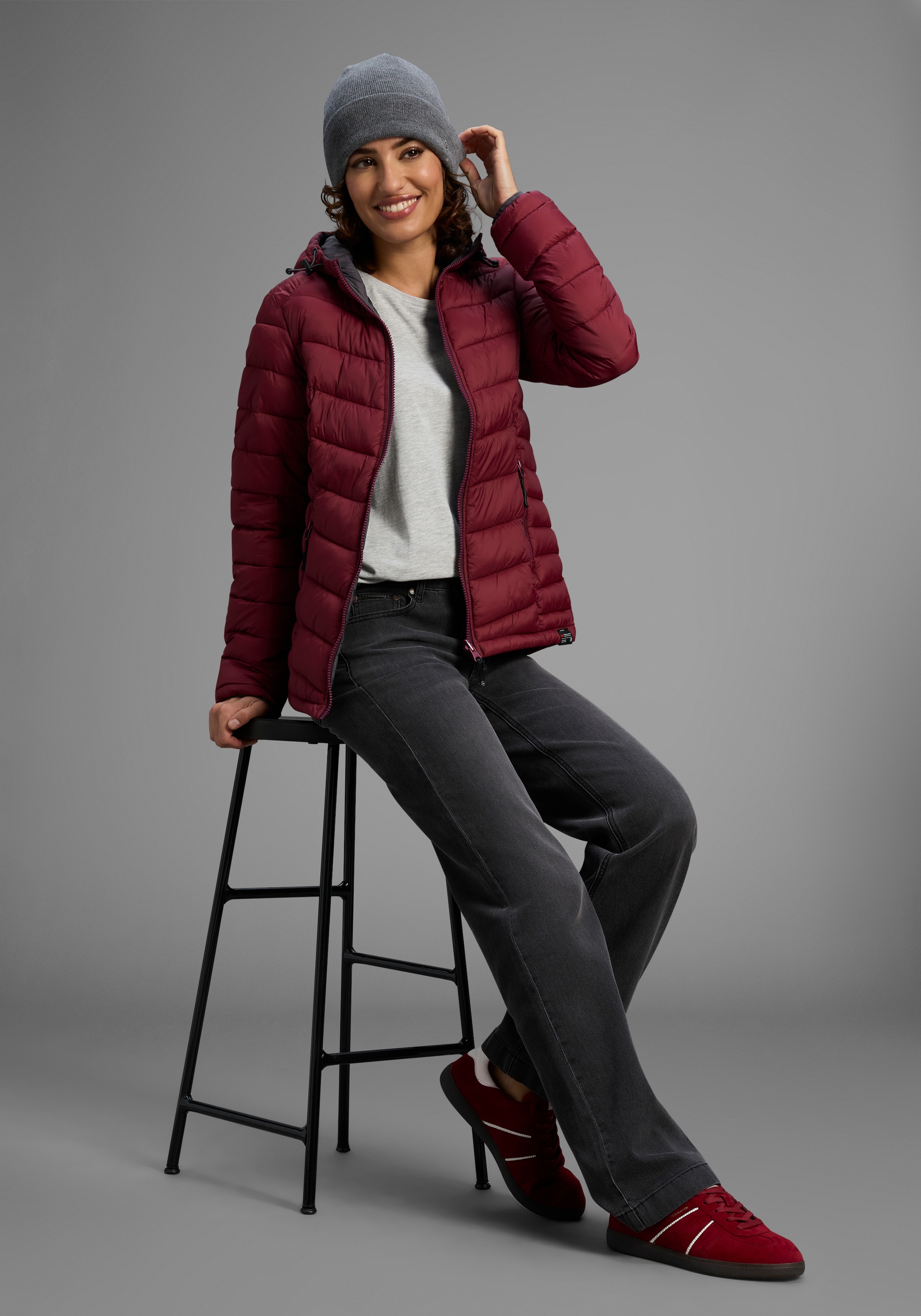 Polarino Steppjacke mit Kapuze Übergangsjacke für kühle Tage,  aus leichtem Webmaterial