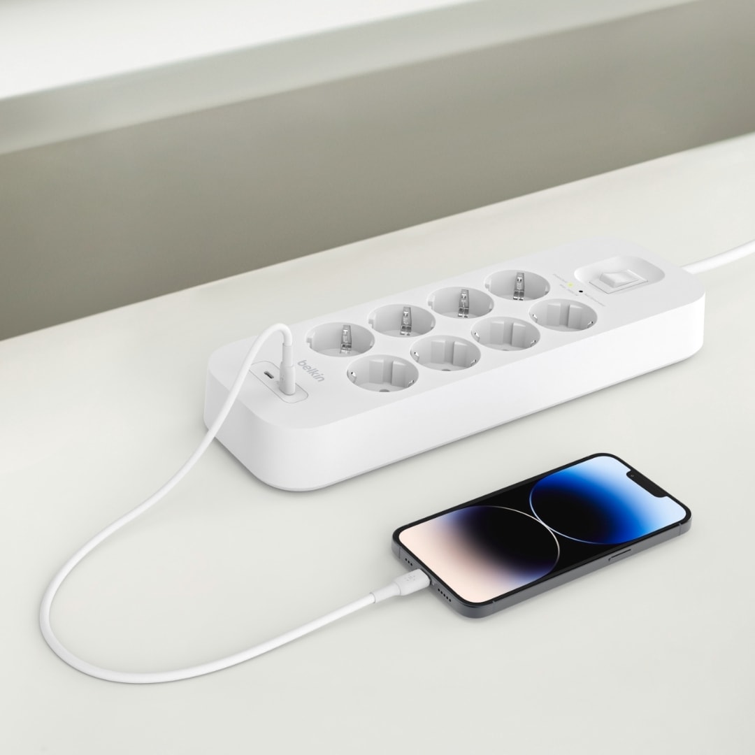 Belkin USB-Verteiler »Surge Plus Steckdosenleiste 8-Fach«, 30 Watt PD-Schnellladen