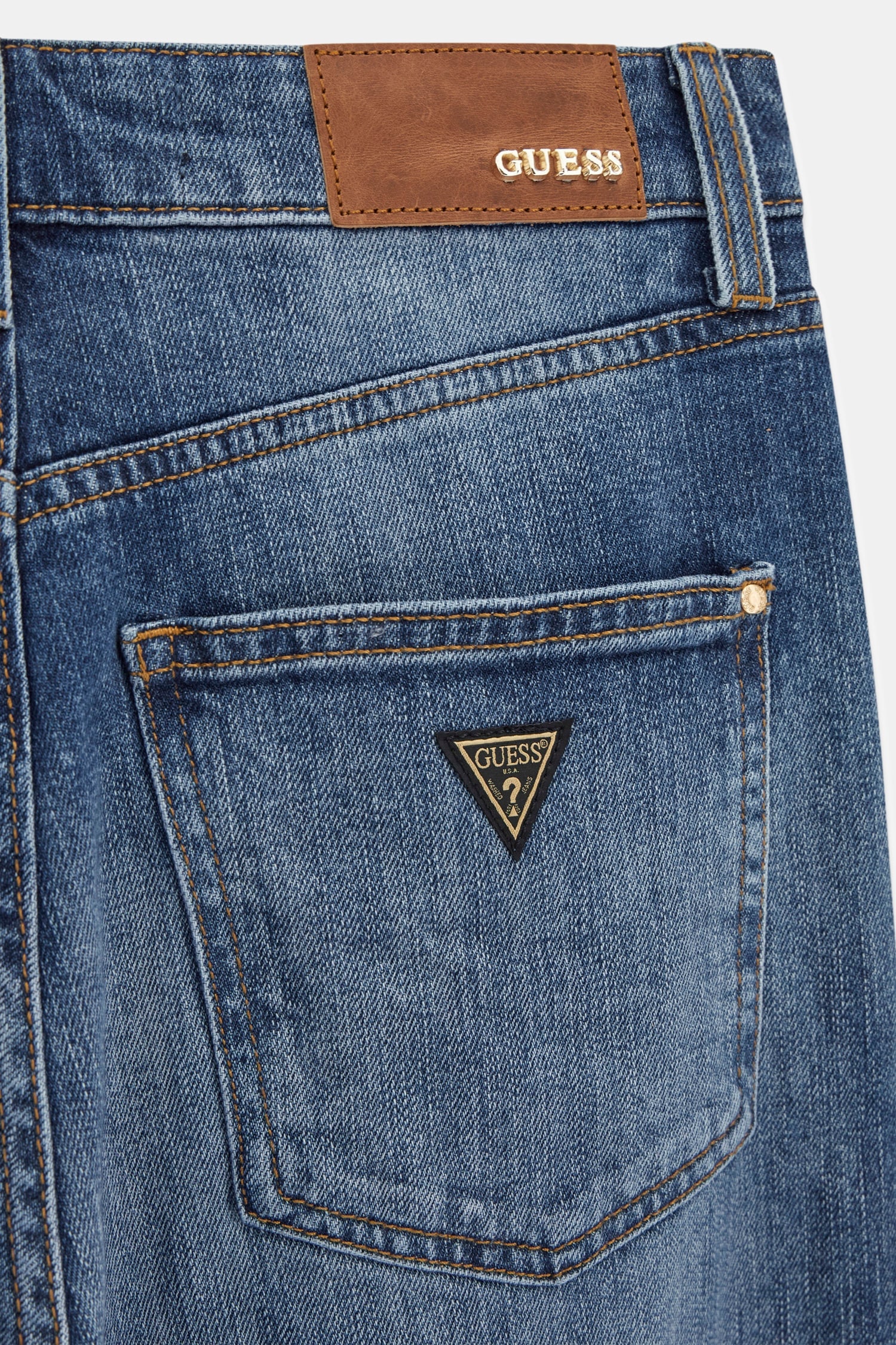 Guess Mom-Jeans »NEW MOM« aus Baumwollmix mit Stretch