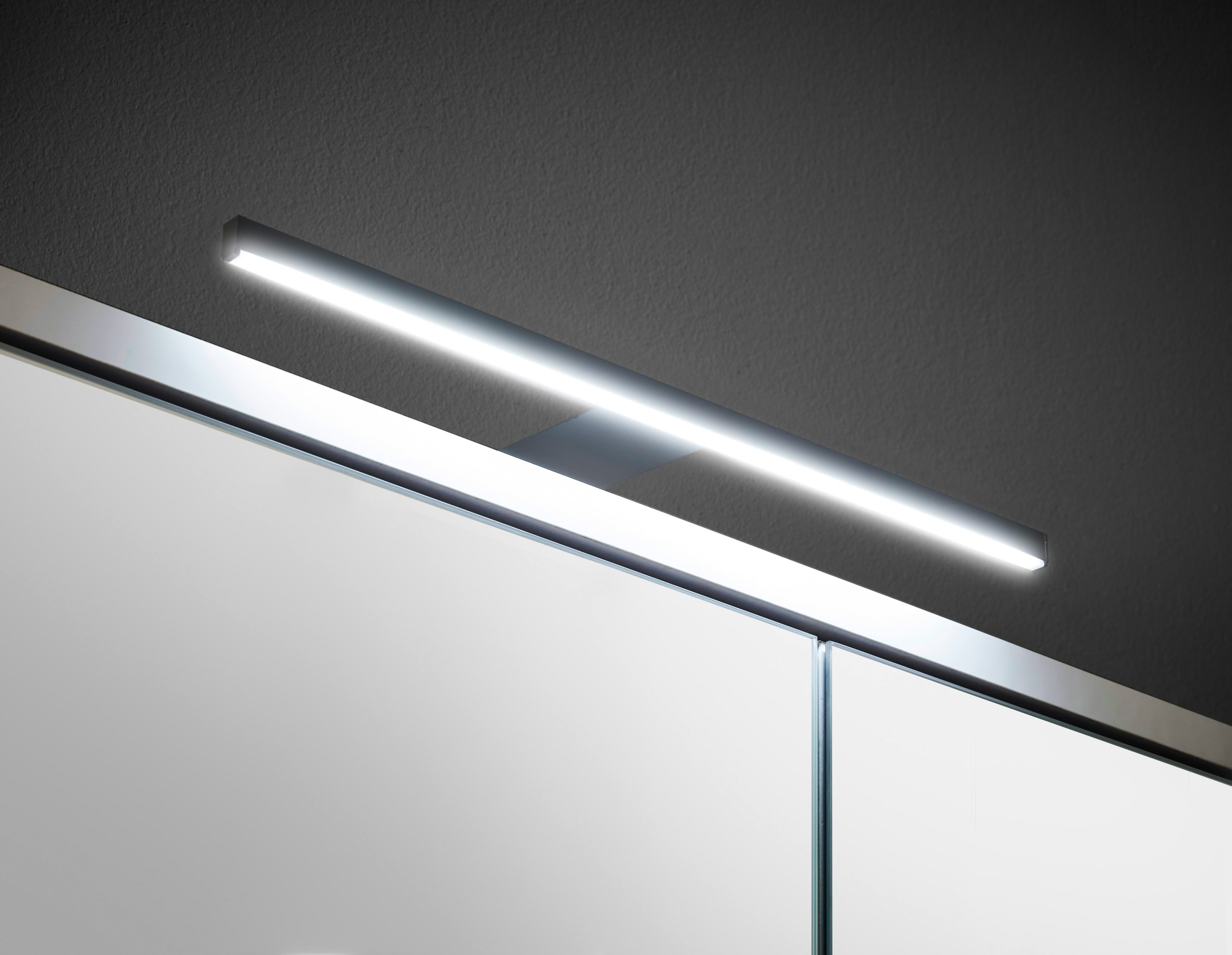 BASIC by Balculina Badezimmerspiegelschrank »Avanto B/H/T 60x70x20 cm« 1 Stk. tlg. Breite 60cm, Softclose für Türen, FSC-Mix 70%