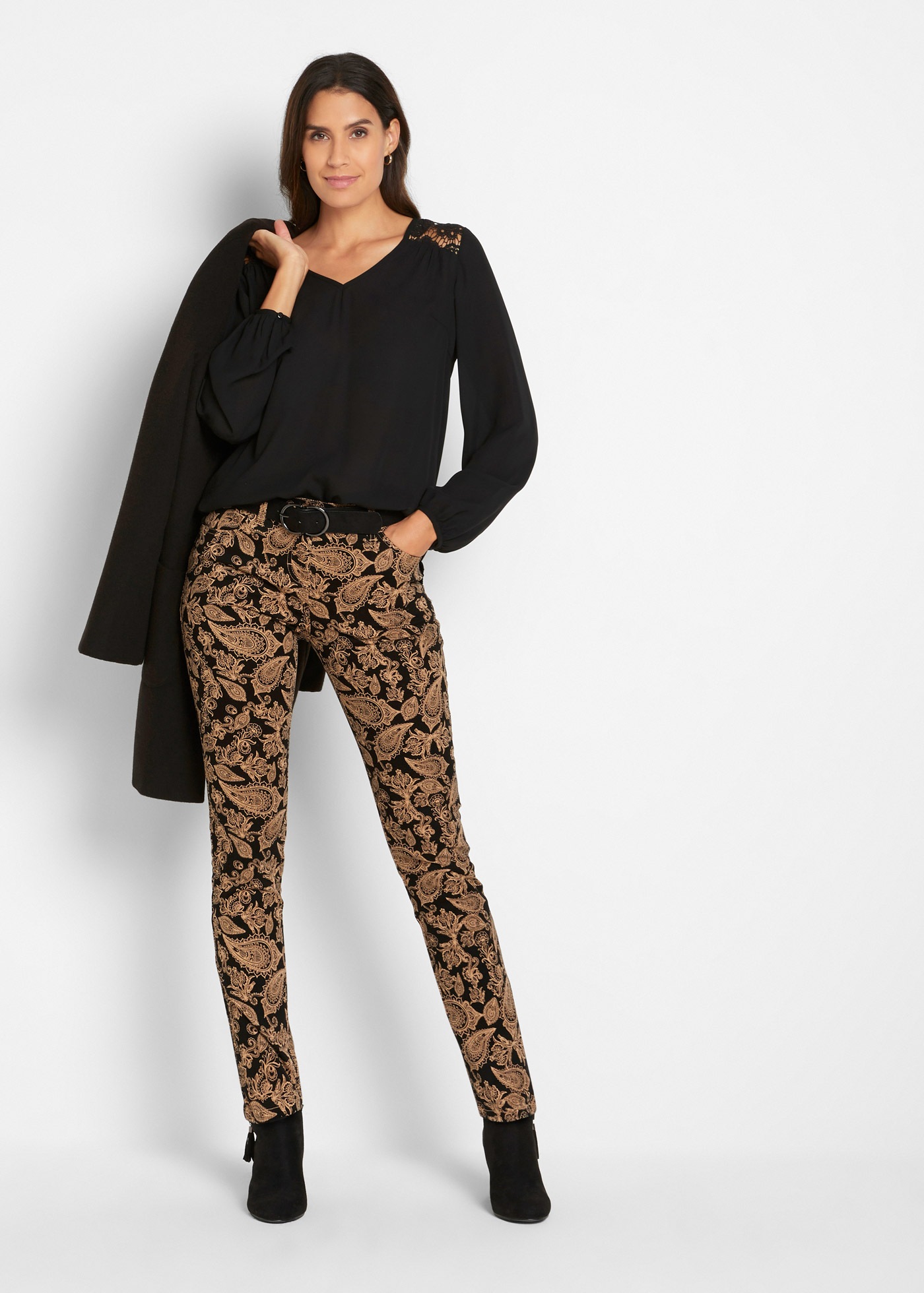 bonprix Stretch-Hose »Stretch-Hose bedruckt«  mit Elasthan-Anteil, Slim fit Passform, mit modischem Druck