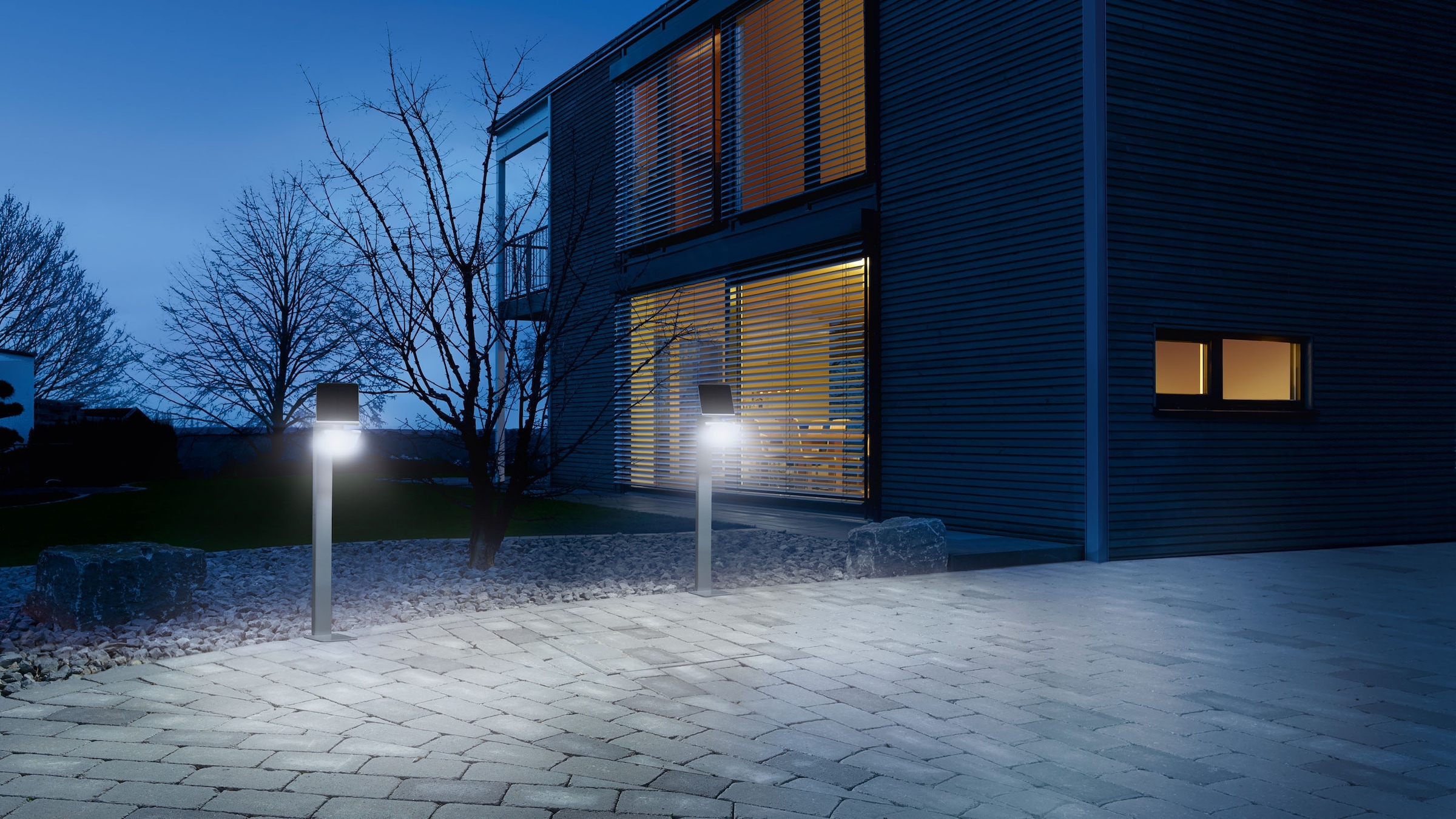 Netzunabhängig, Höhenverstellbar kaufen steinel online LED Bewegungsmelder, »XSOLAR«, Außen-Stehlampe LiFe-Akku, 140Â°